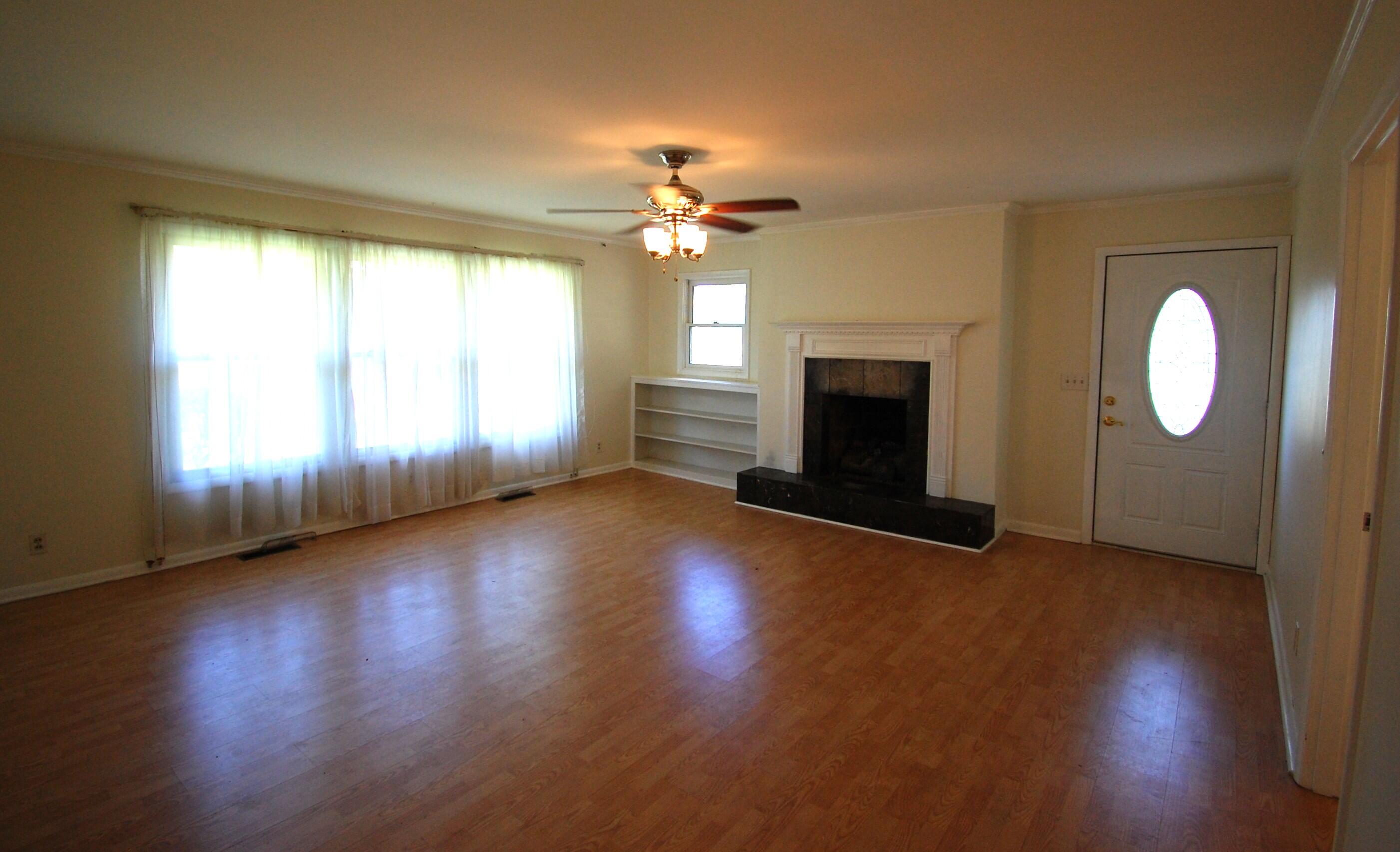 150 Maple Court Property Photo 5