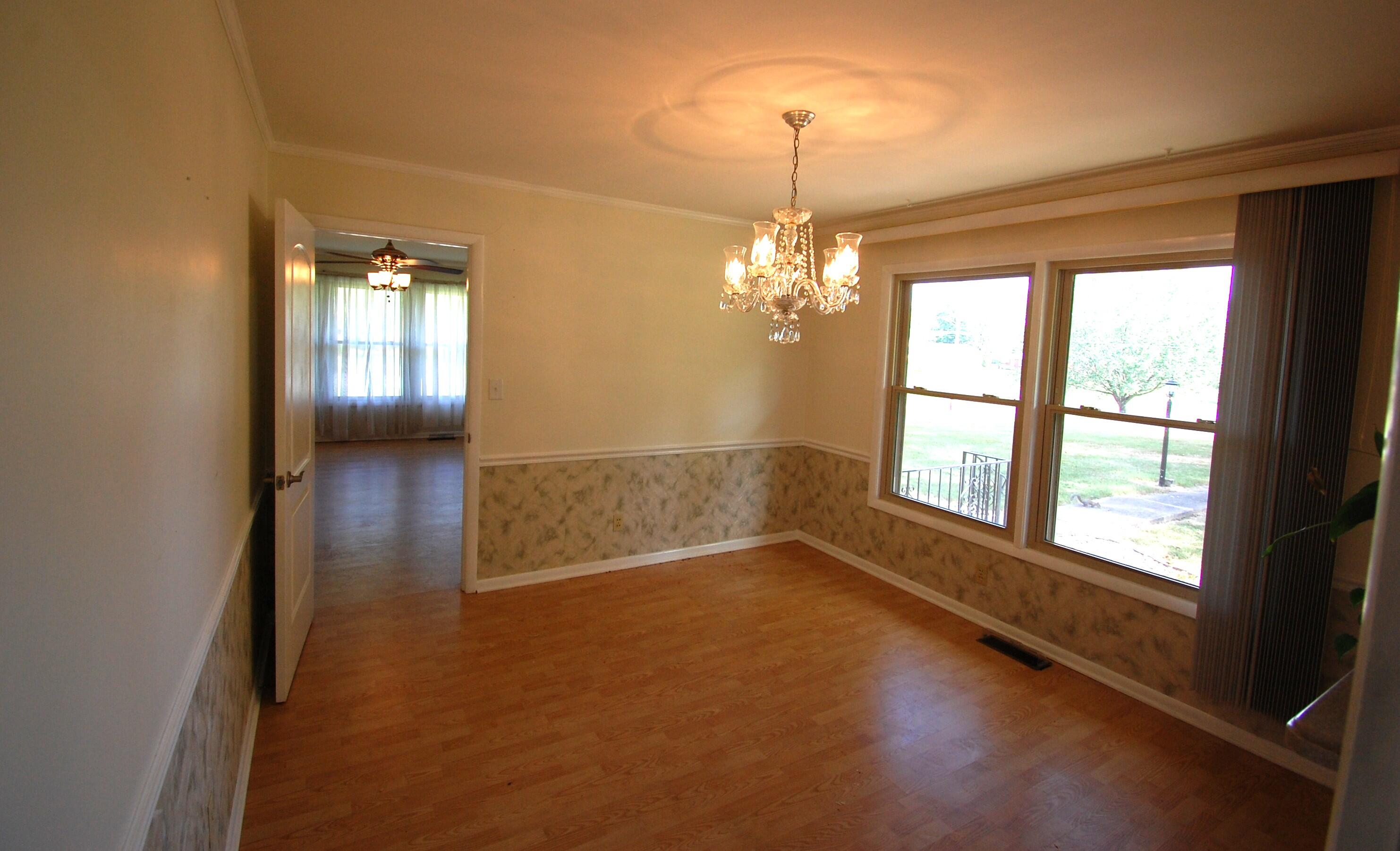 150 Maple Court Property Photo 6