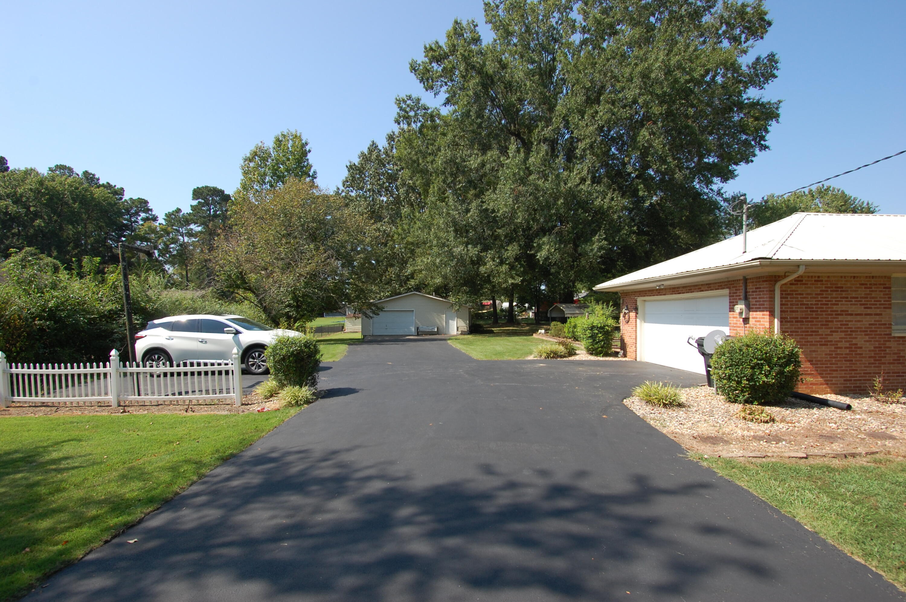 150 Maple Court Property Photo 23