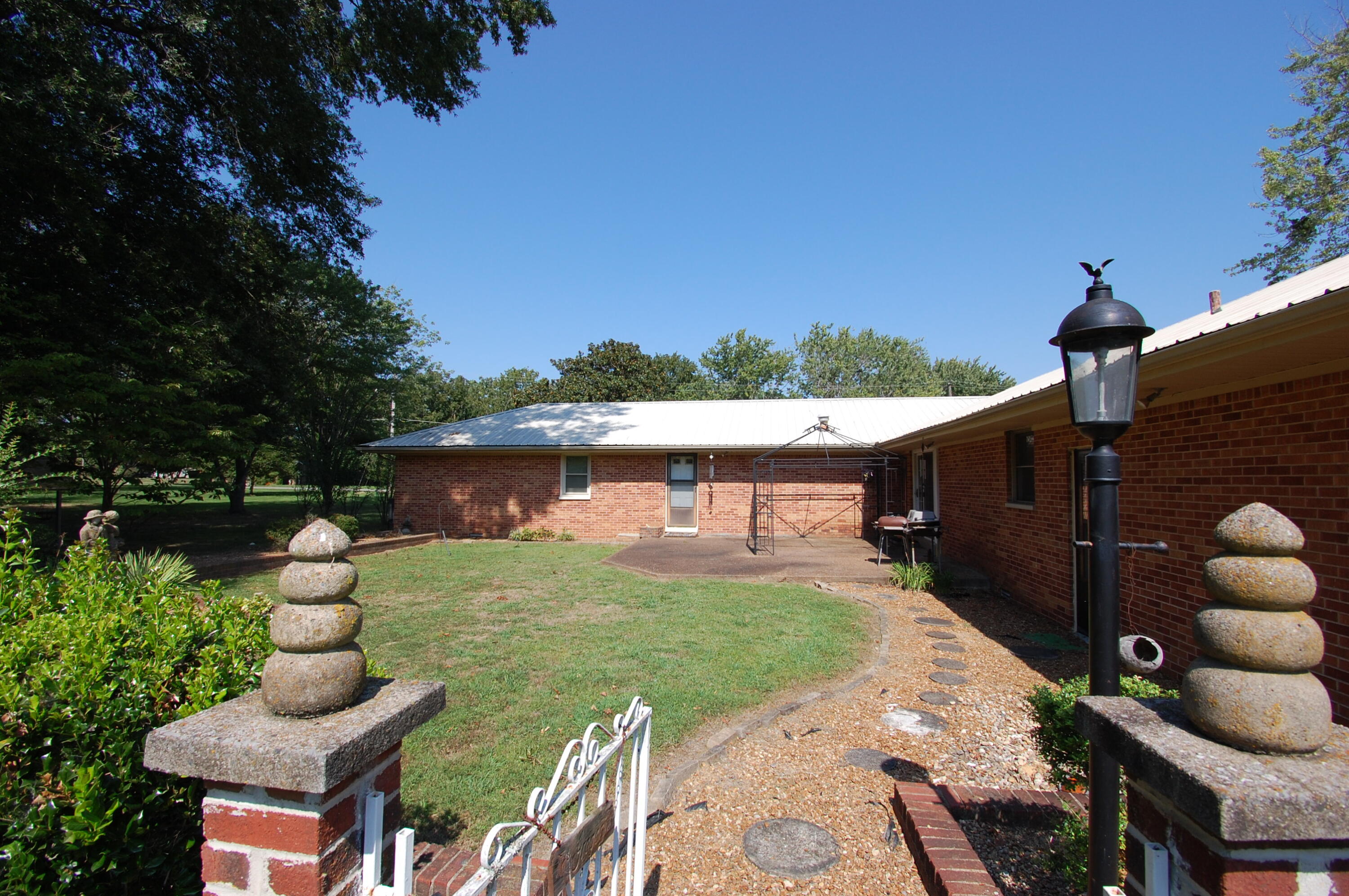 150 Maple Court Property Photo 25