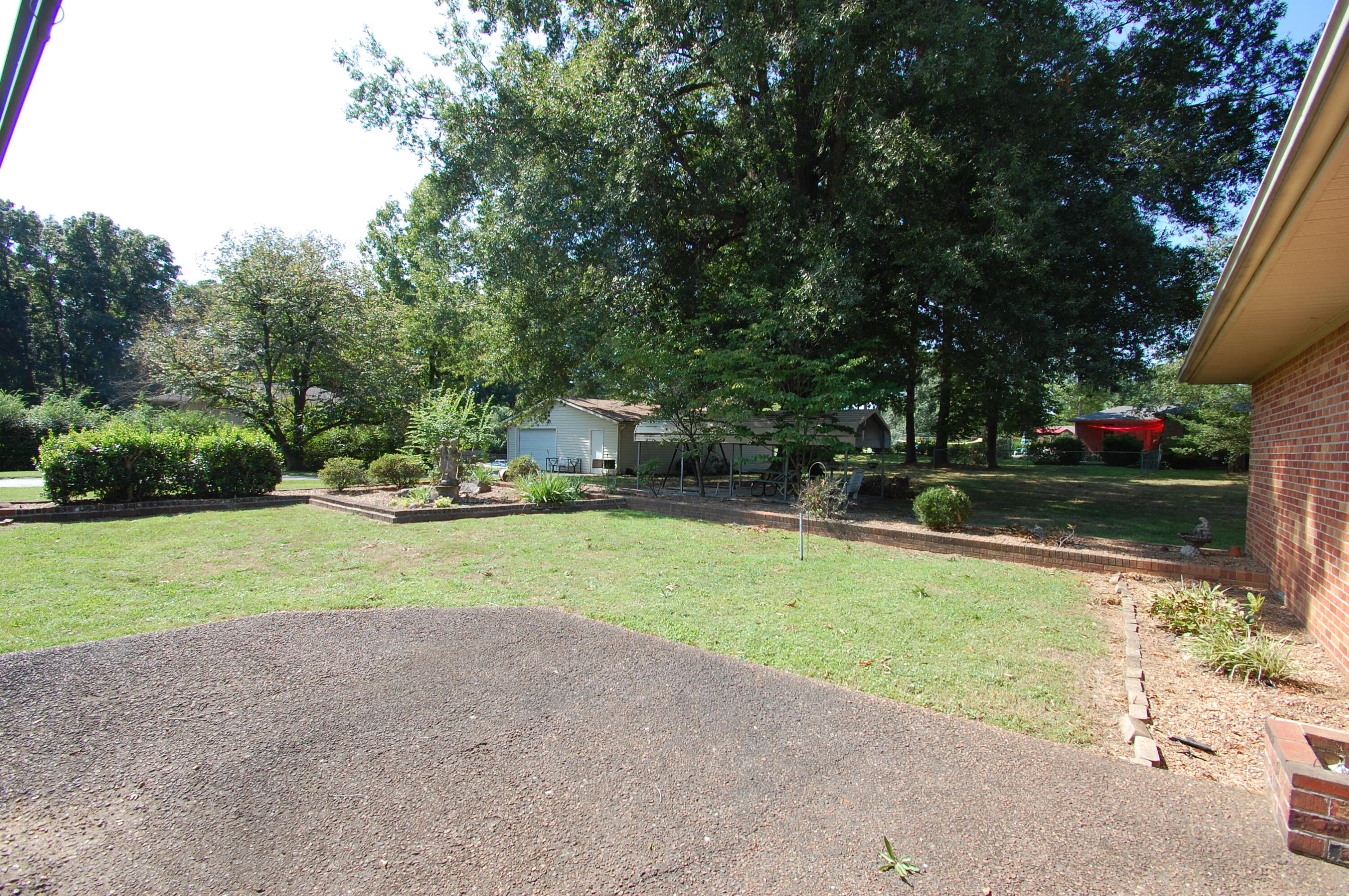 150 Maple Court Property Photo 26