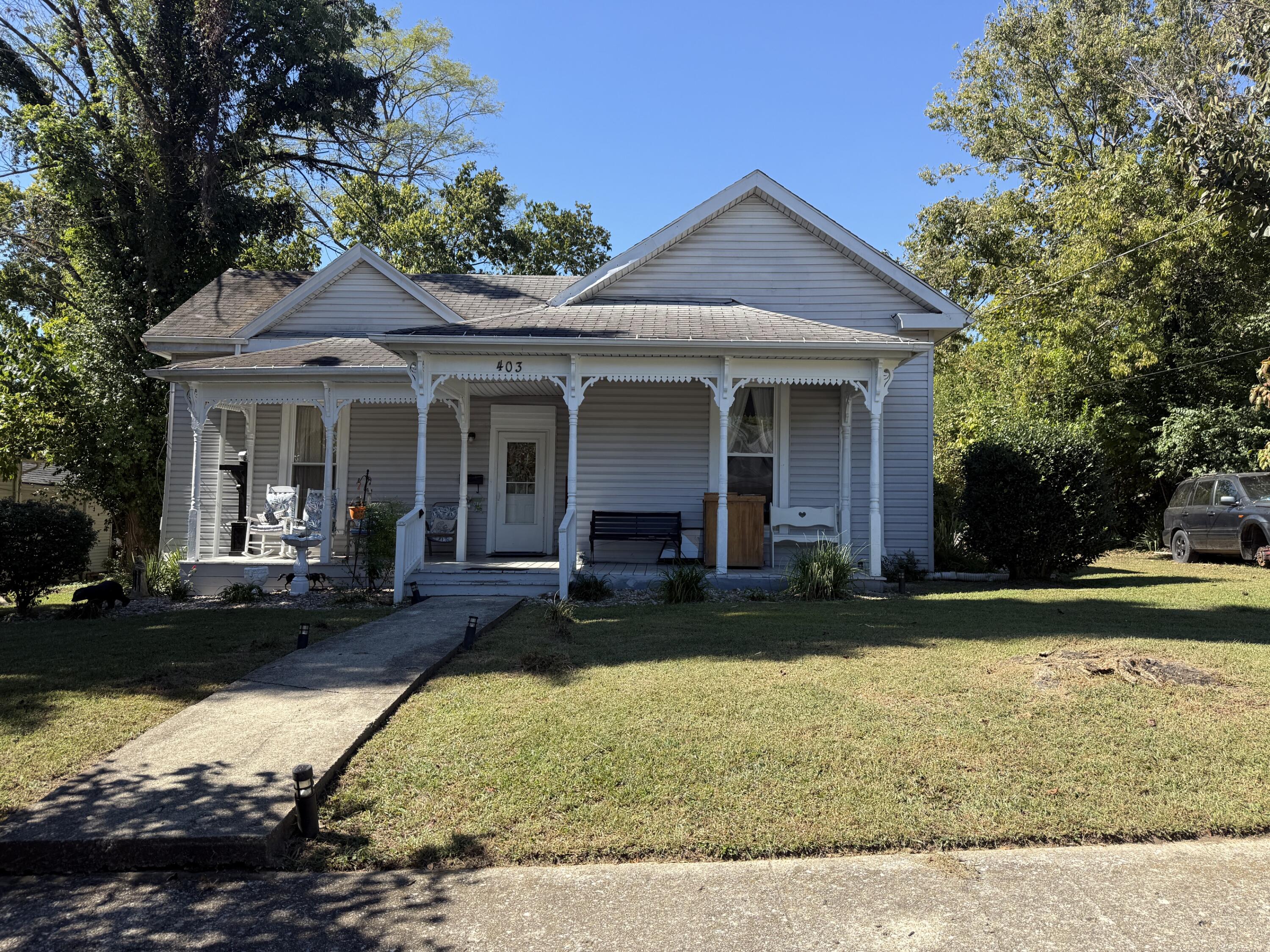 403 Logan Avenue Property Photo 1
