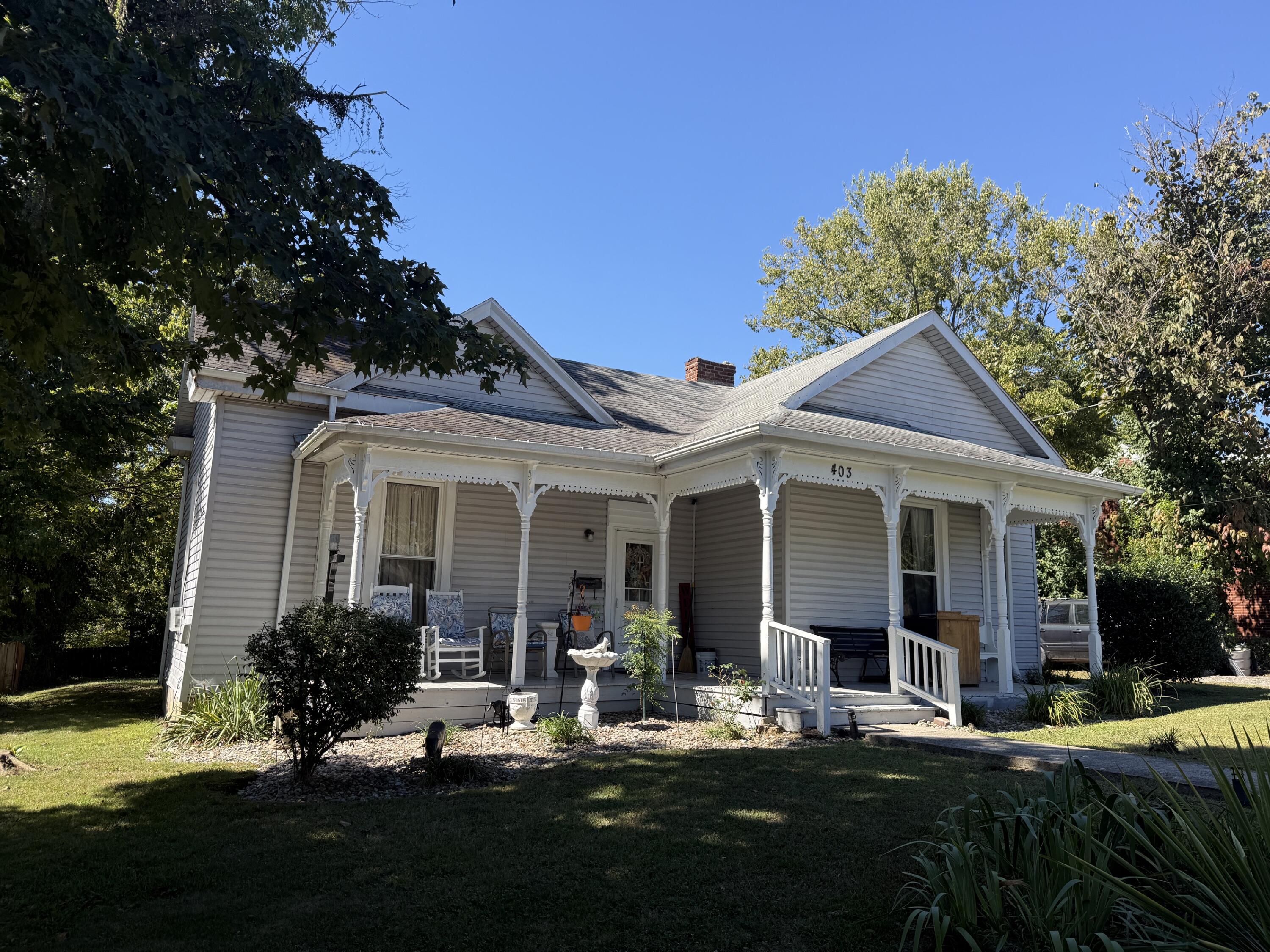 403 Logan Avenue Property Photo 3