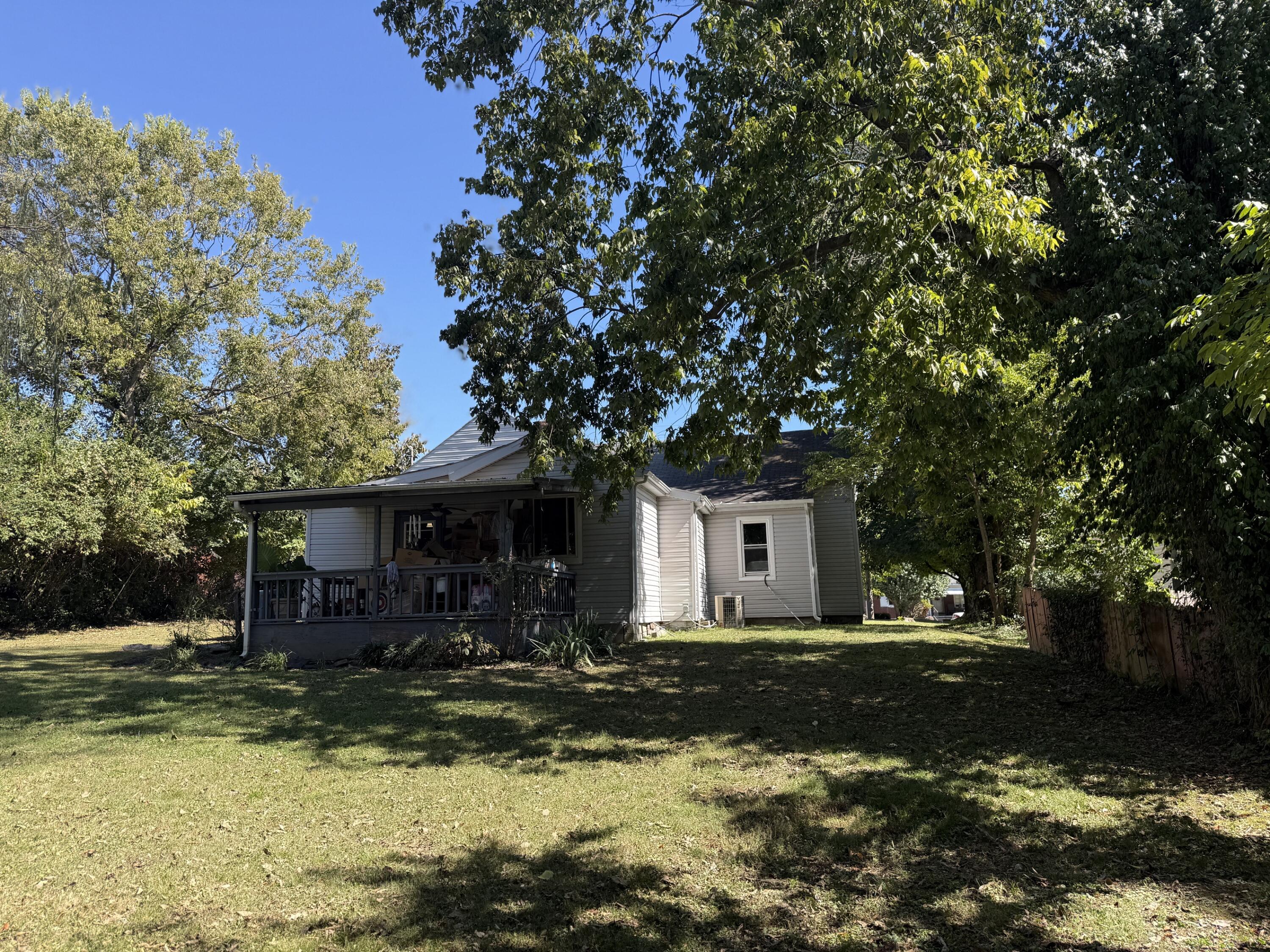 403 Logan Avenue Property Photo 5