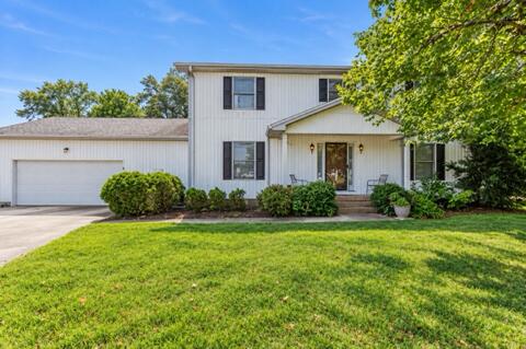 1512 Oak Ridge Court Property Photo 1