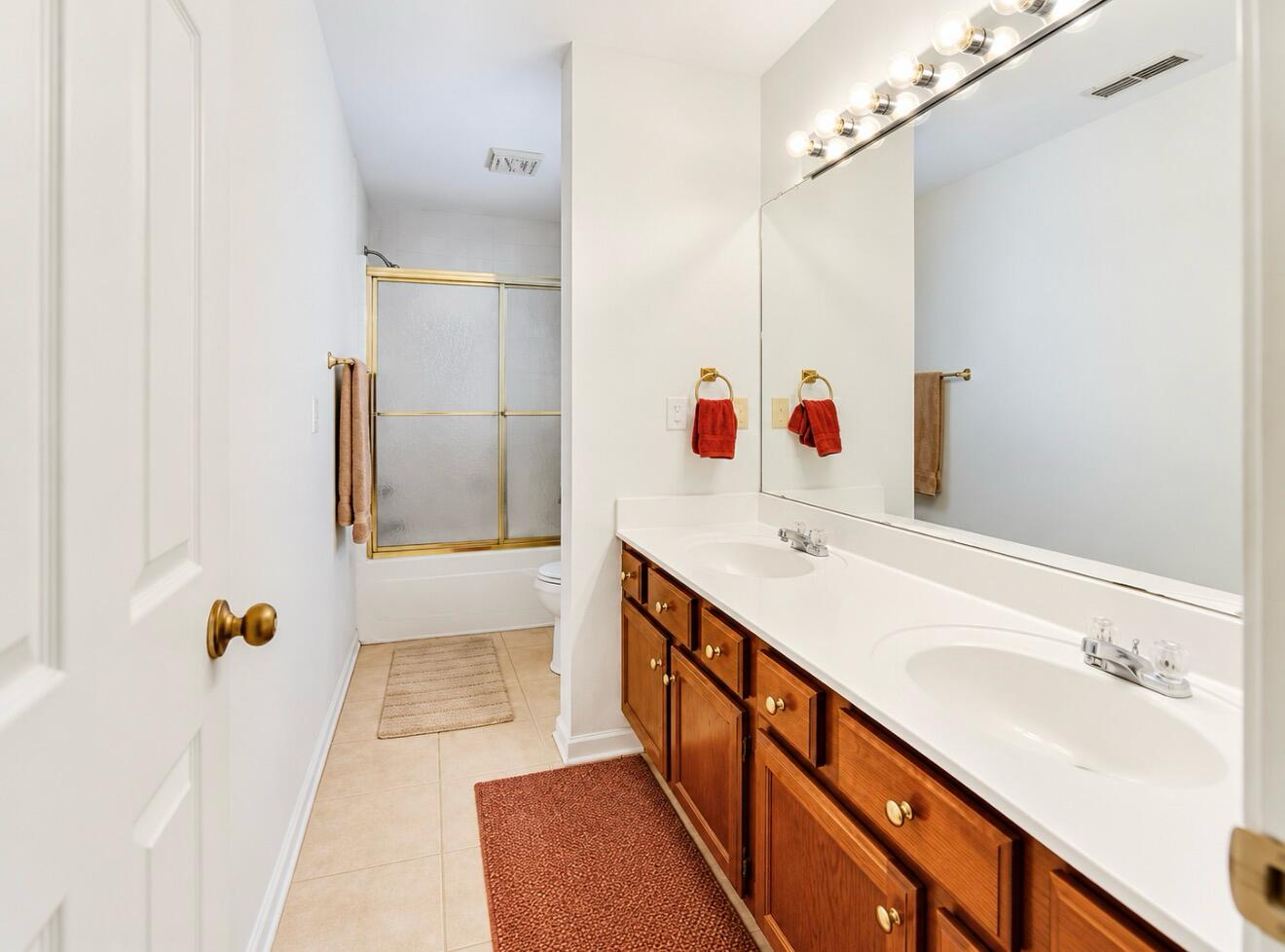 1512 Oak Ridge Court Property Photo 19