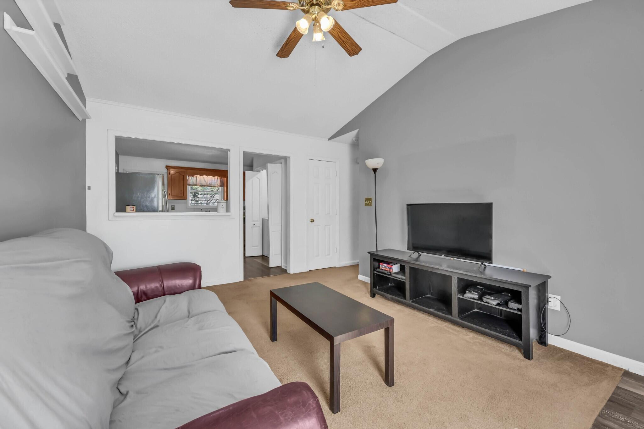 1036 Bush Avenue Property Photo 2