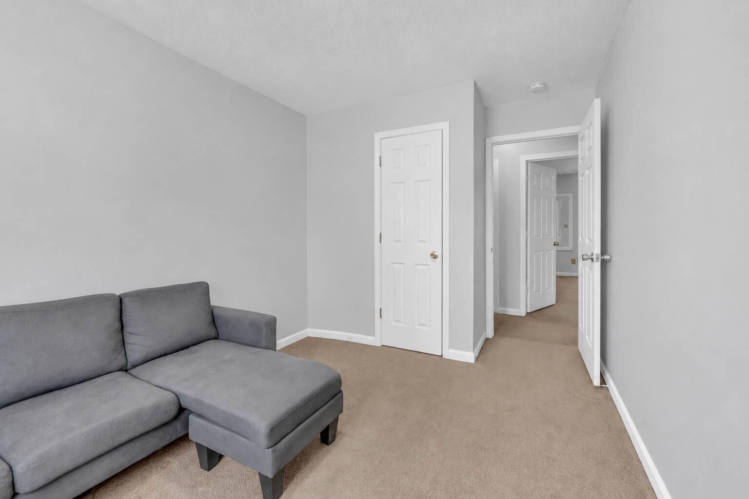 1036 Bush Avenue Property Photo 13
