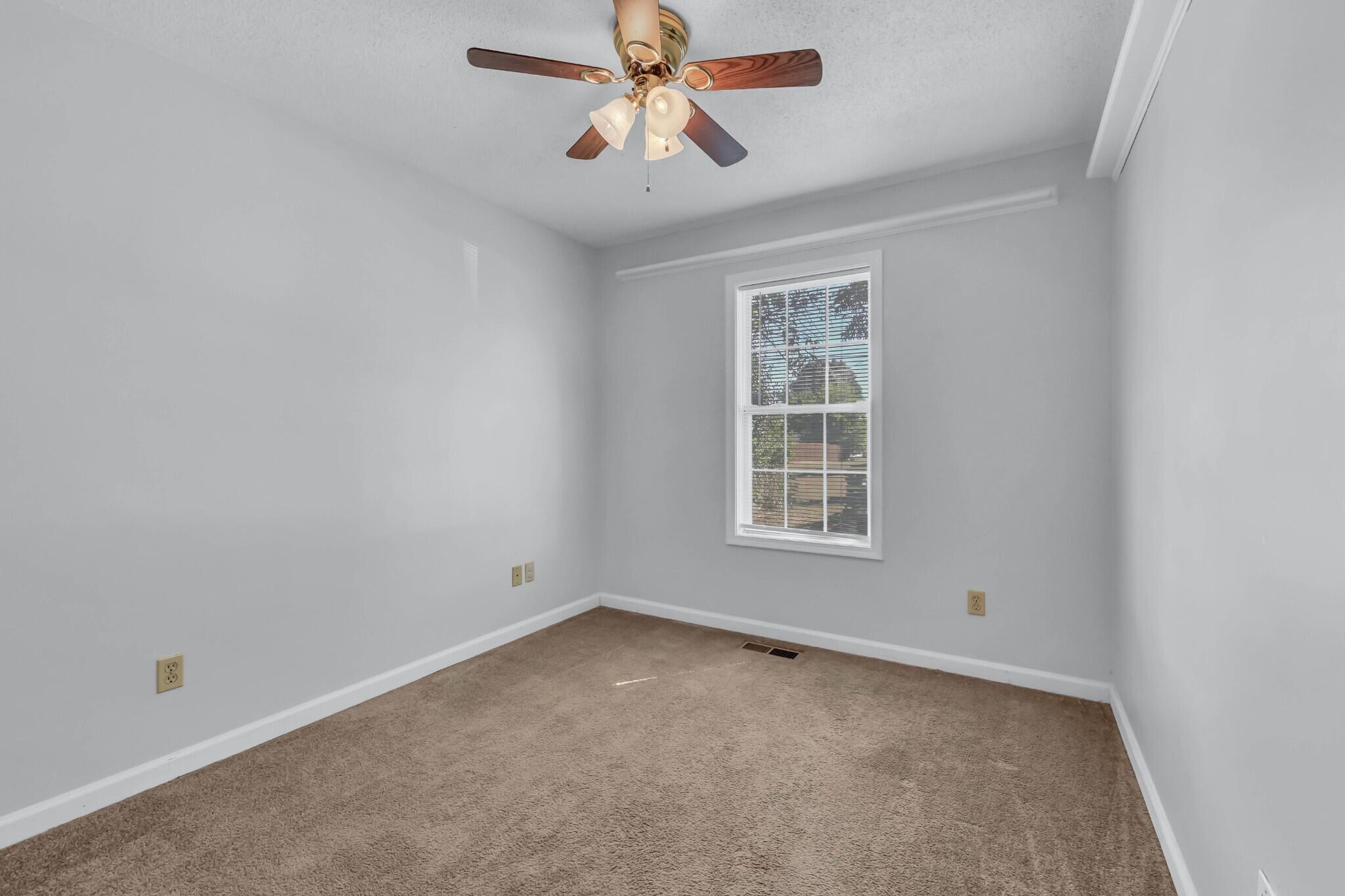 1036 Bush Avenue Property Photo 15