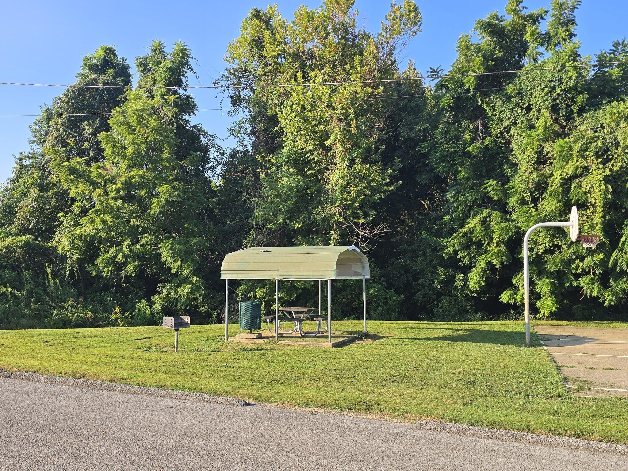 1036 Bush Avenue Property Photo 25