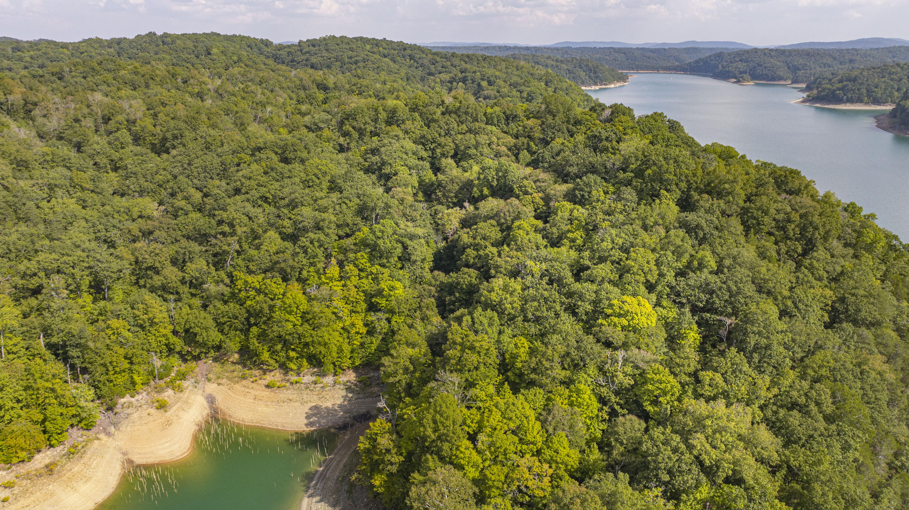 1694 Sandstone Point Trail Property Photo 18