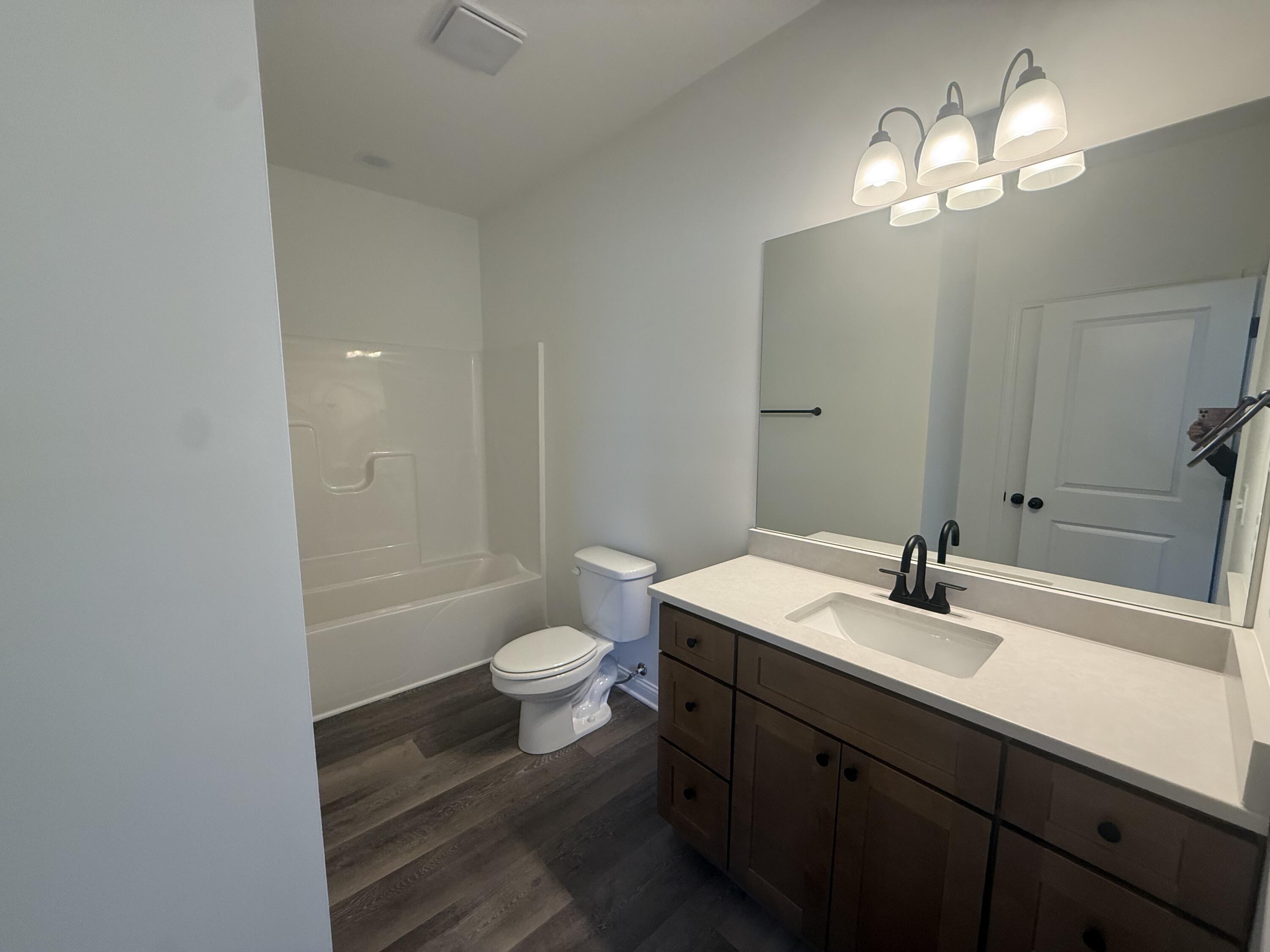 840 Ridgewood Drive 5 Property Photo 6