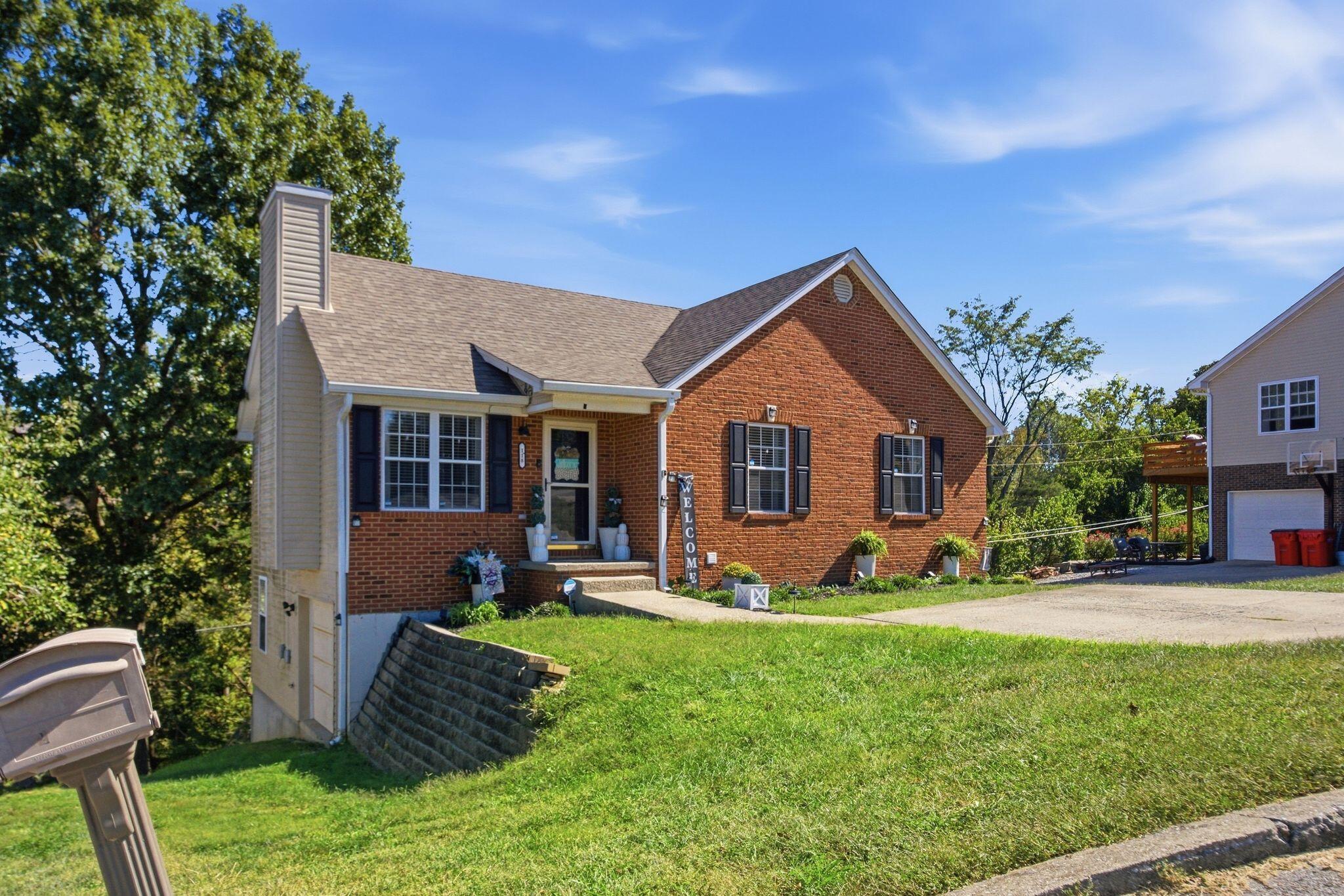 118 River Oak Drive Property Photo 3