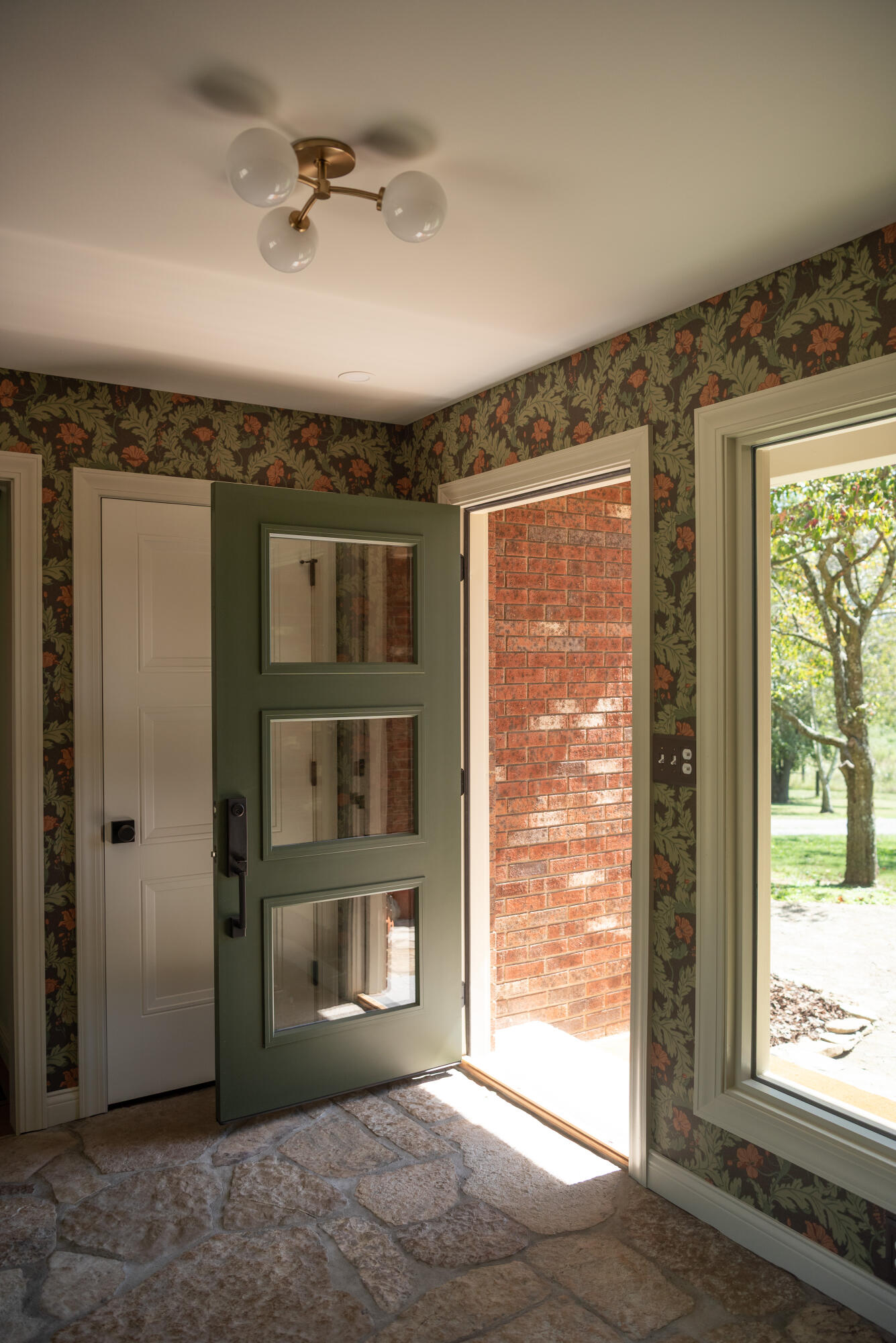 2479 Airport Road Property Photo 4