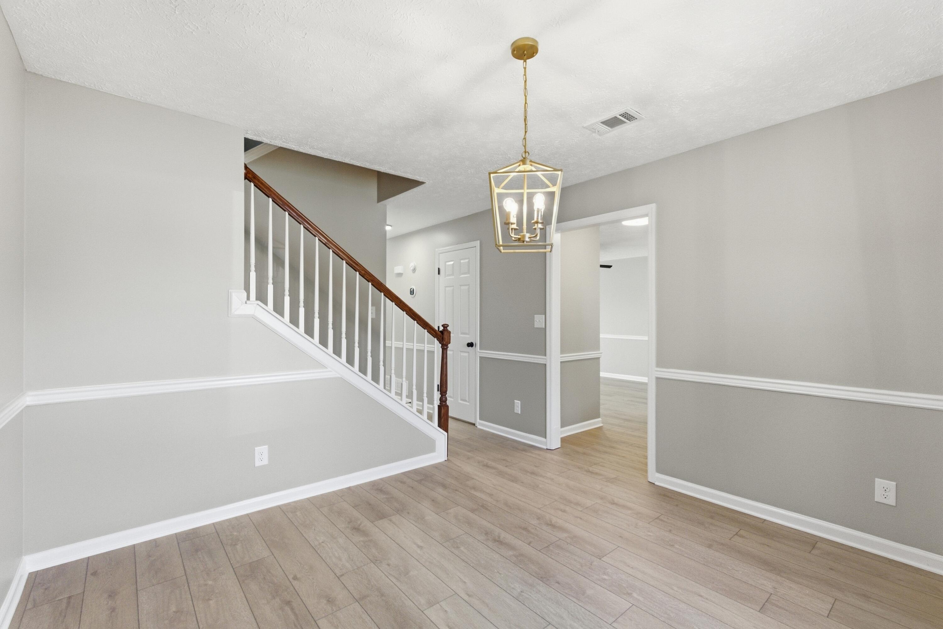 212 Heather Way Property Photo 10