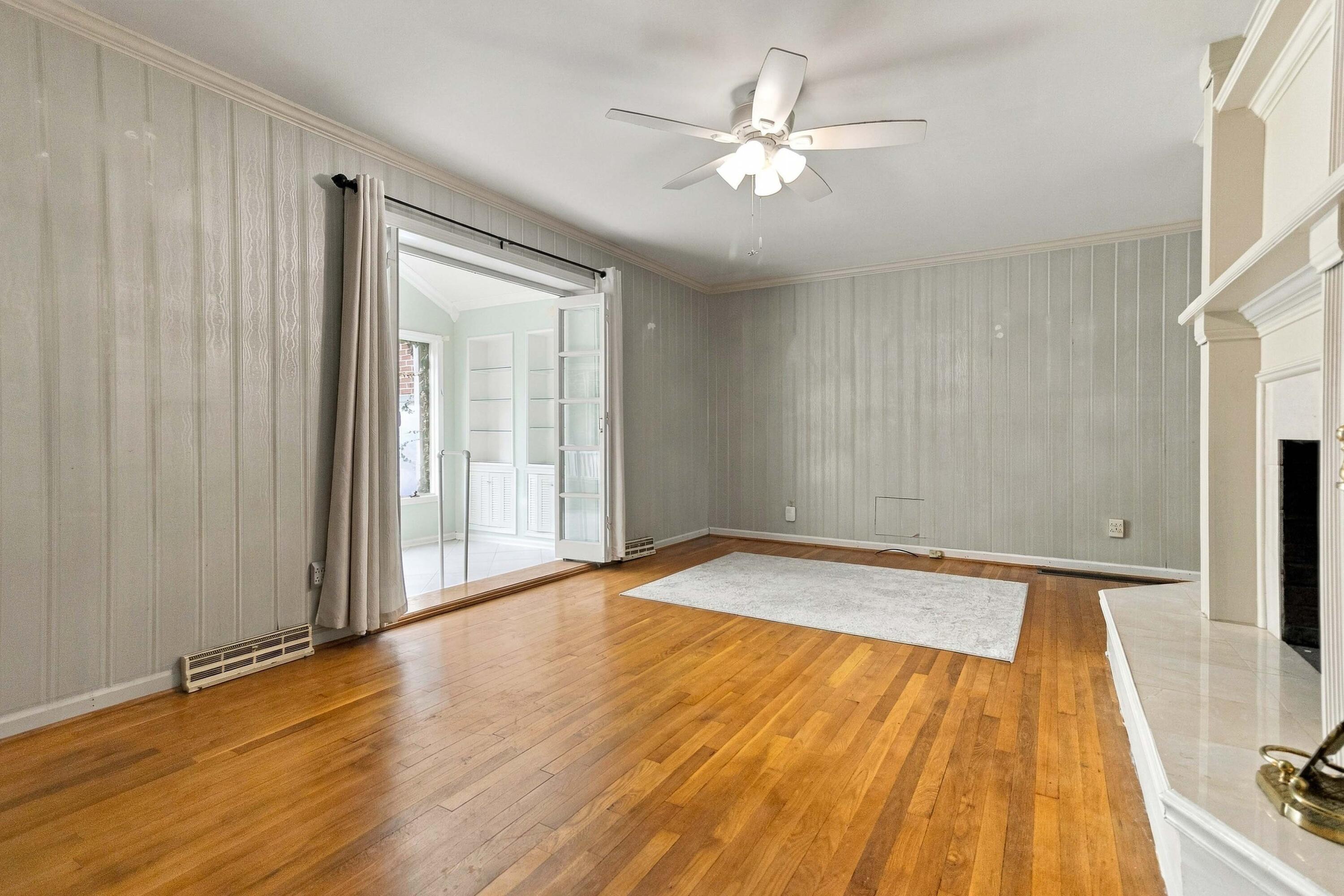 104 N Porter Drive Property Photo 9