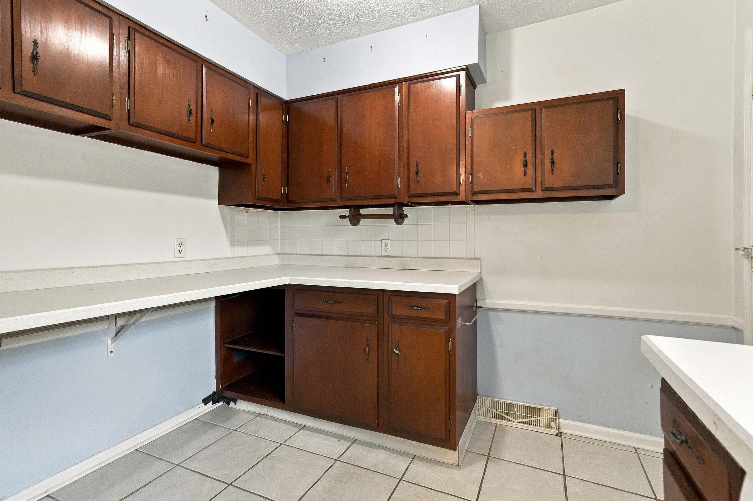 104 N Porter Drive Property Photo 15