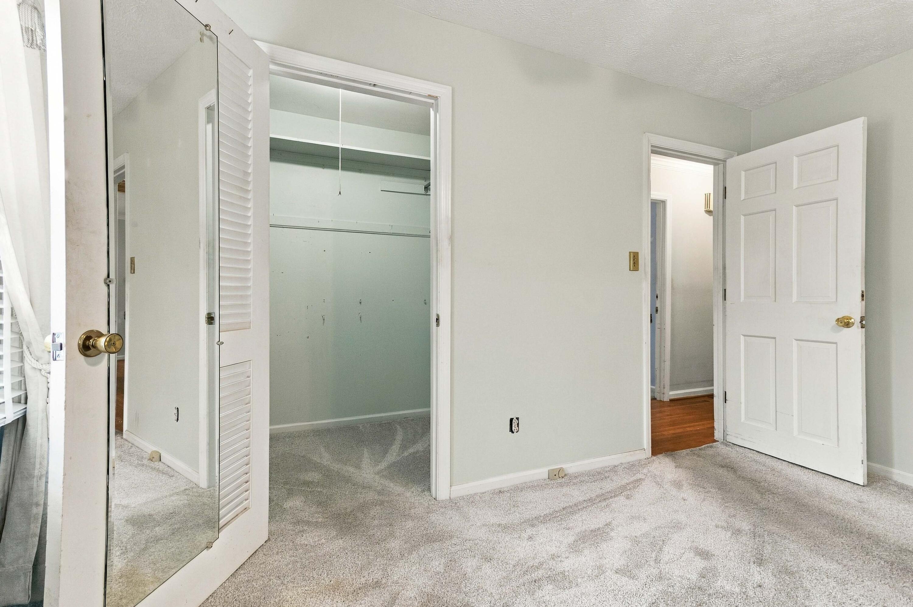 104 N Porter Drive Property Photo 25
