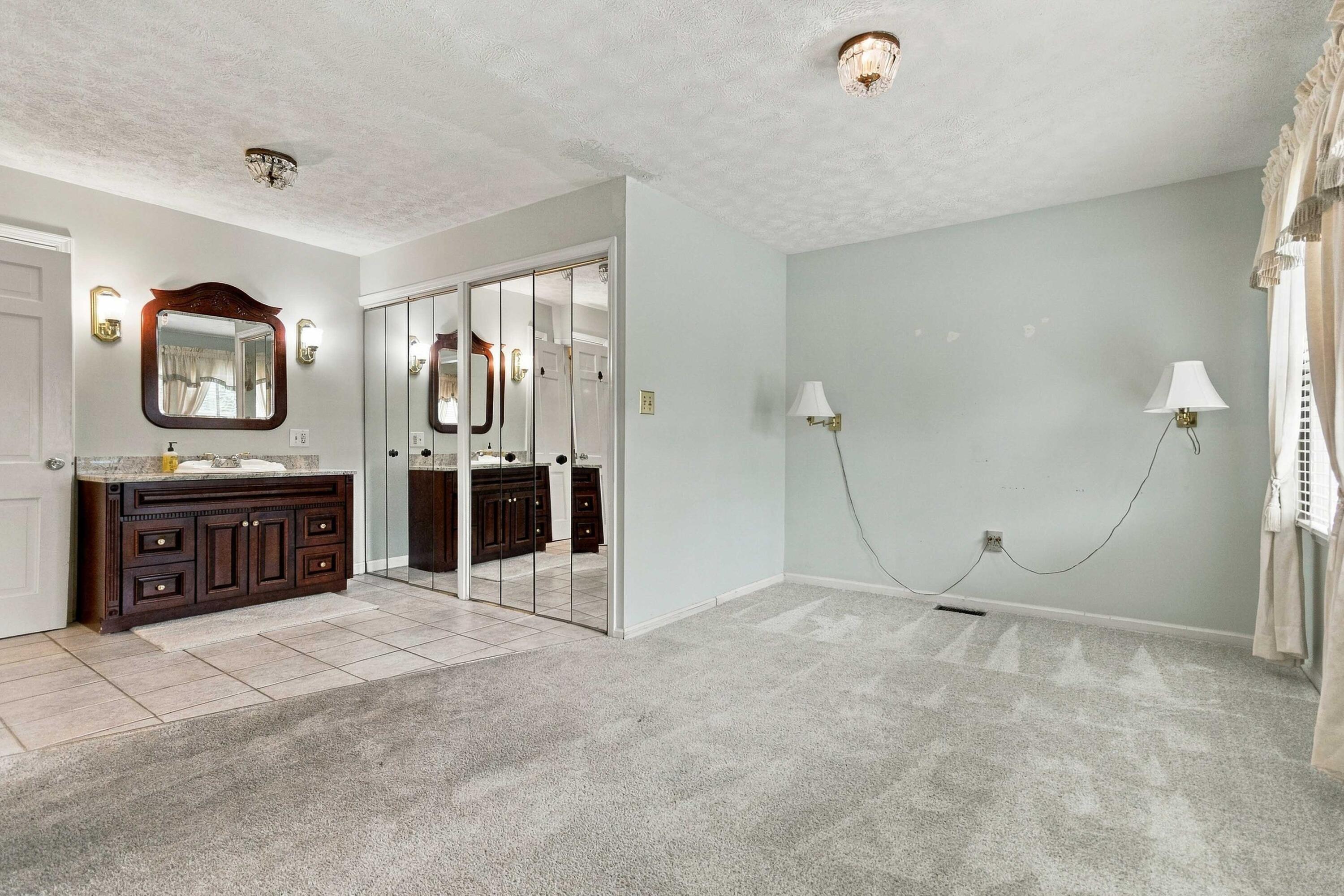 104 N Porter Drive Property Photo 26