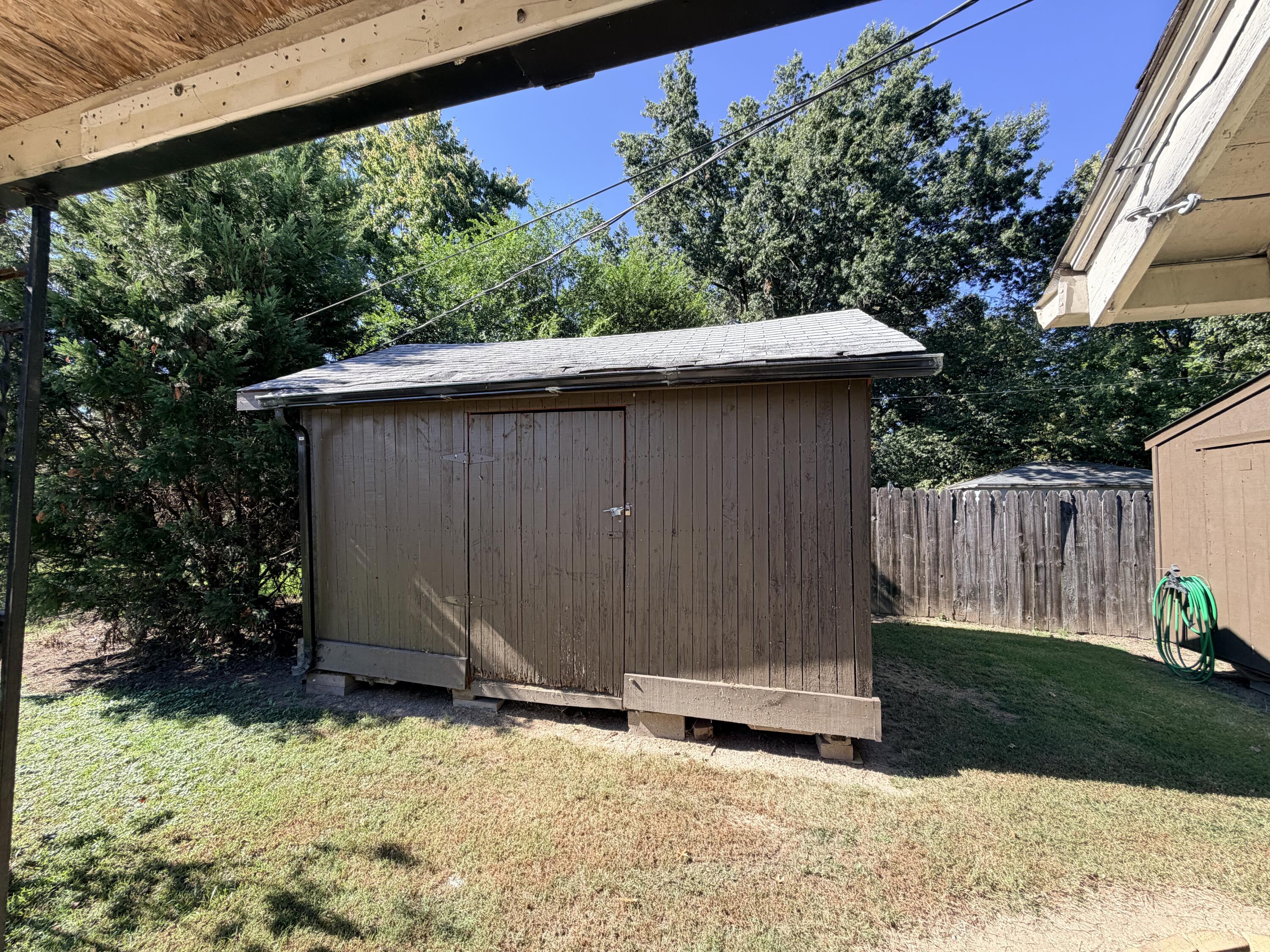 2925 Adams Street Property Photo 13