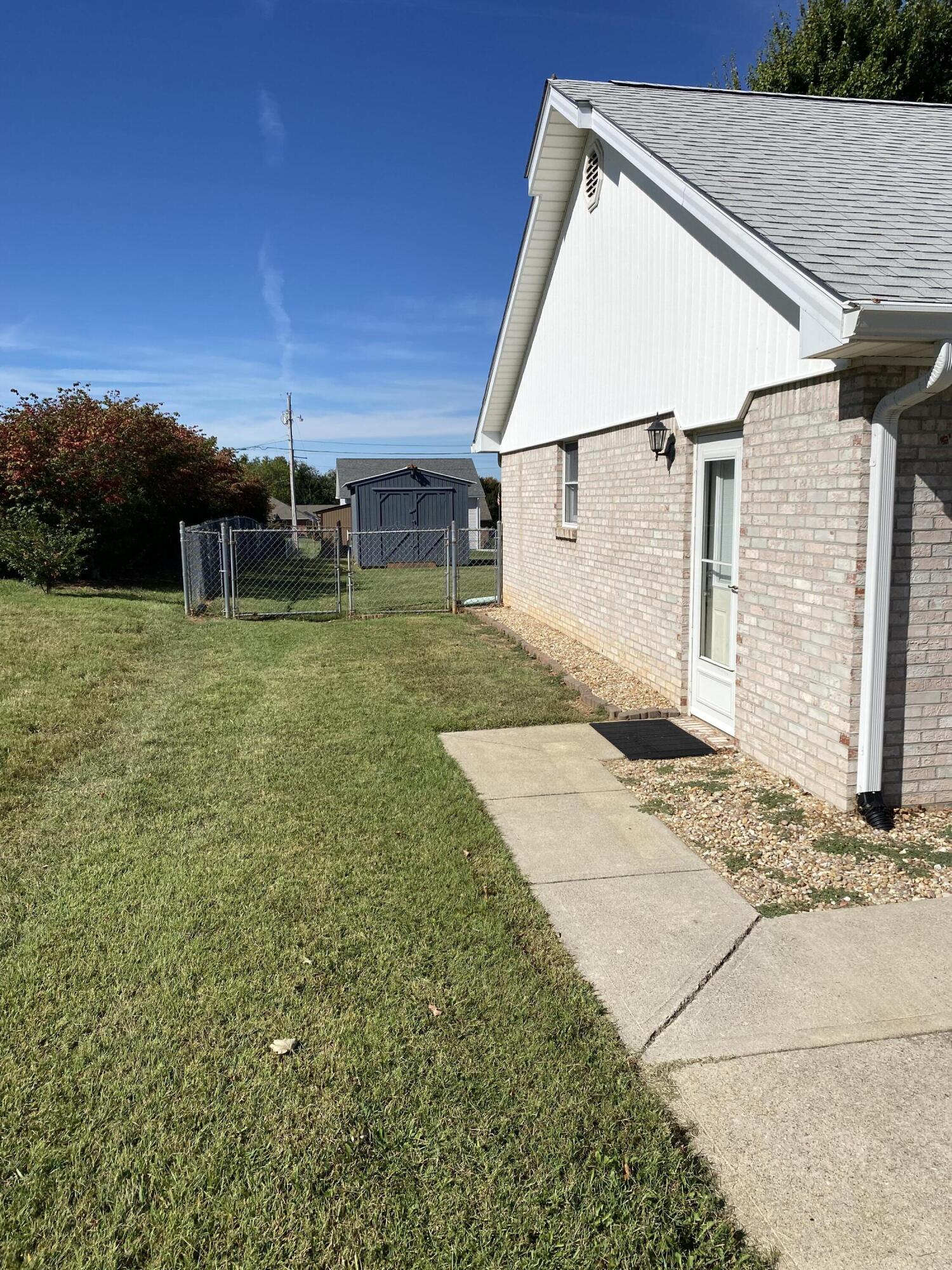 125 Holly Hill Drive Property Photo 3