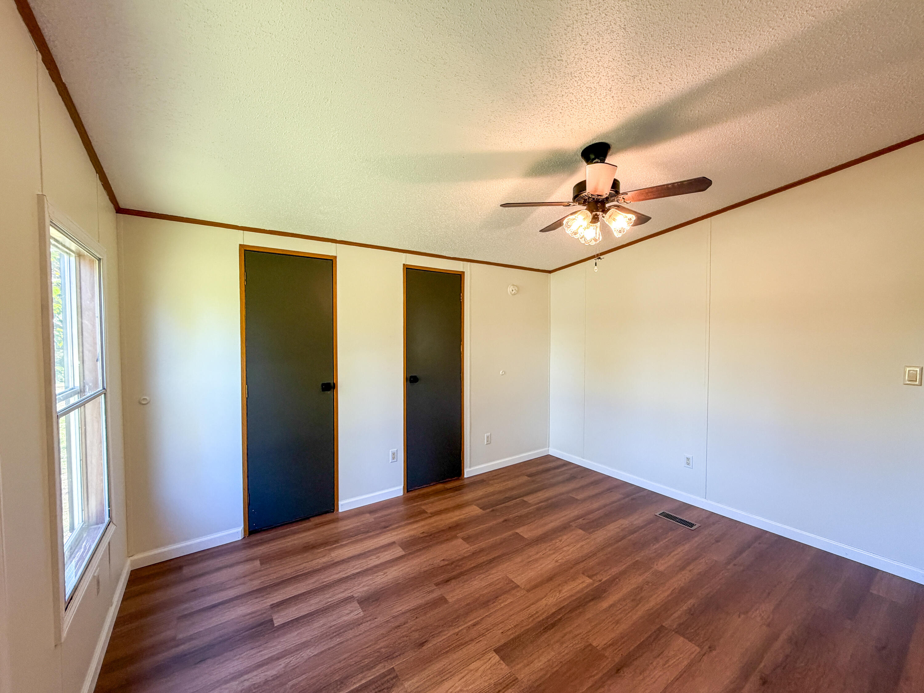 10 Spencer Lane Property Photo 25