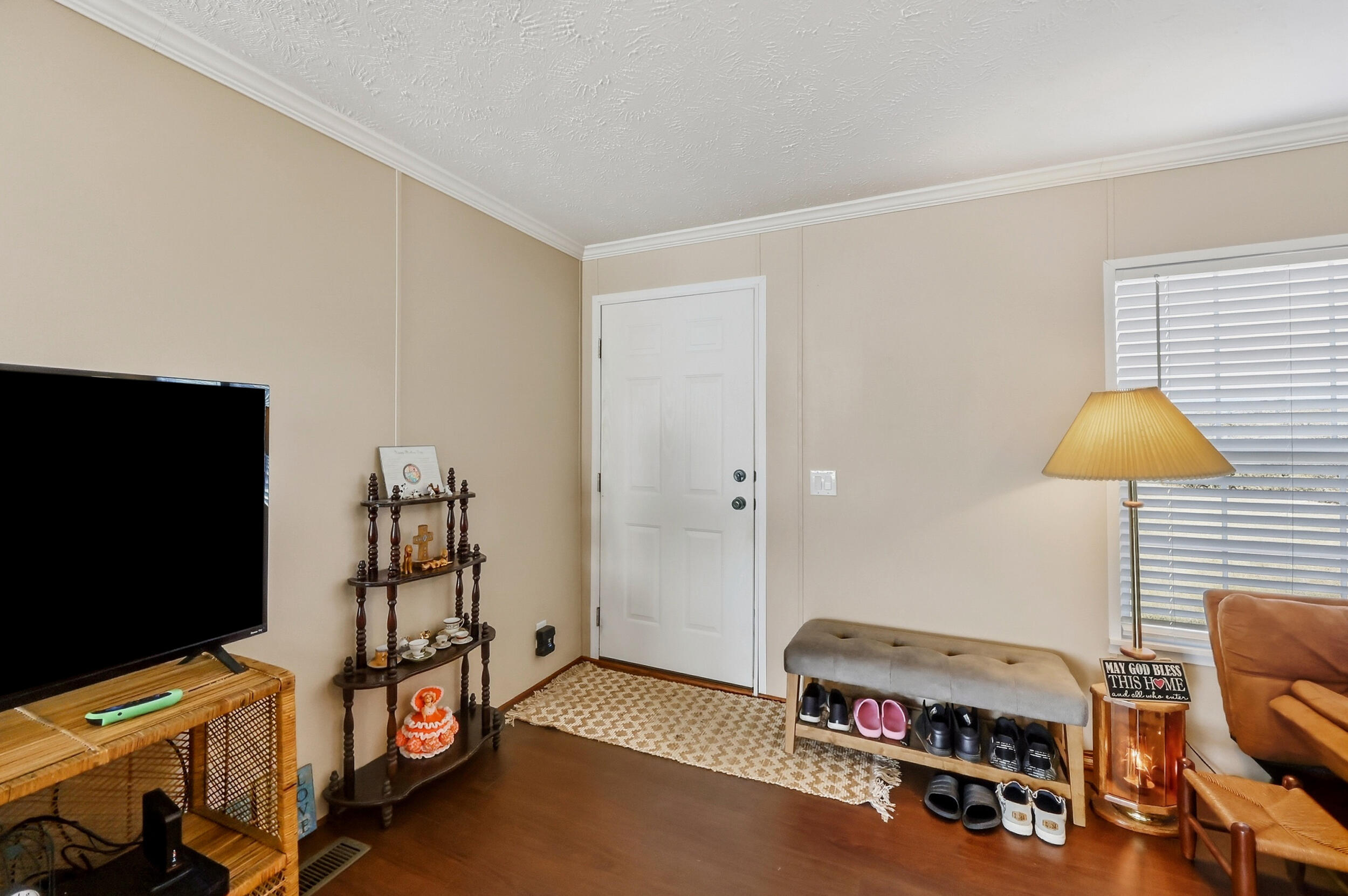 501 Whitlock Road Property Photo 4