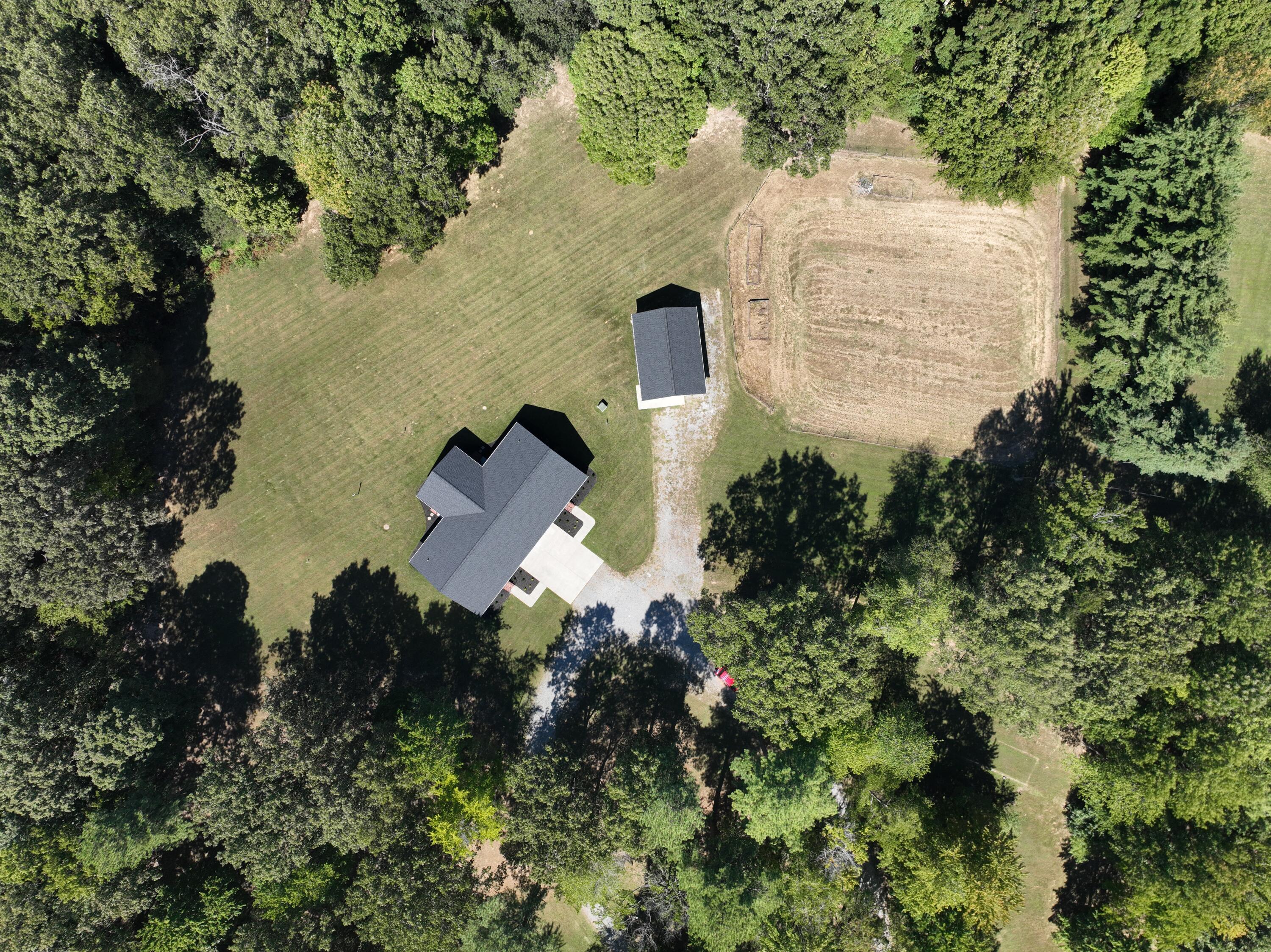875 Mayfield Metropolis Road Property Photo 2