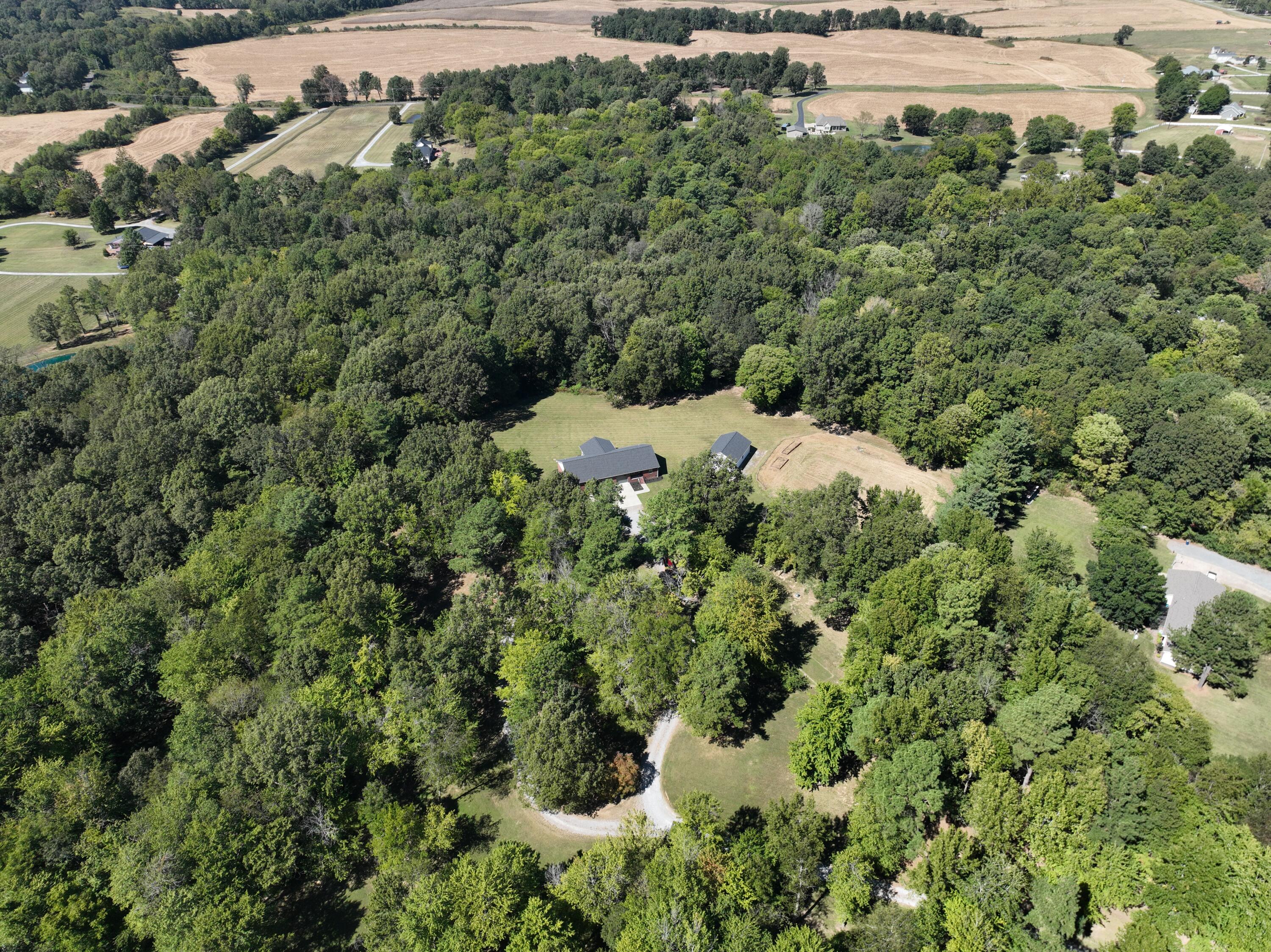875 Mayfield Metropolis Road Property Photo 3