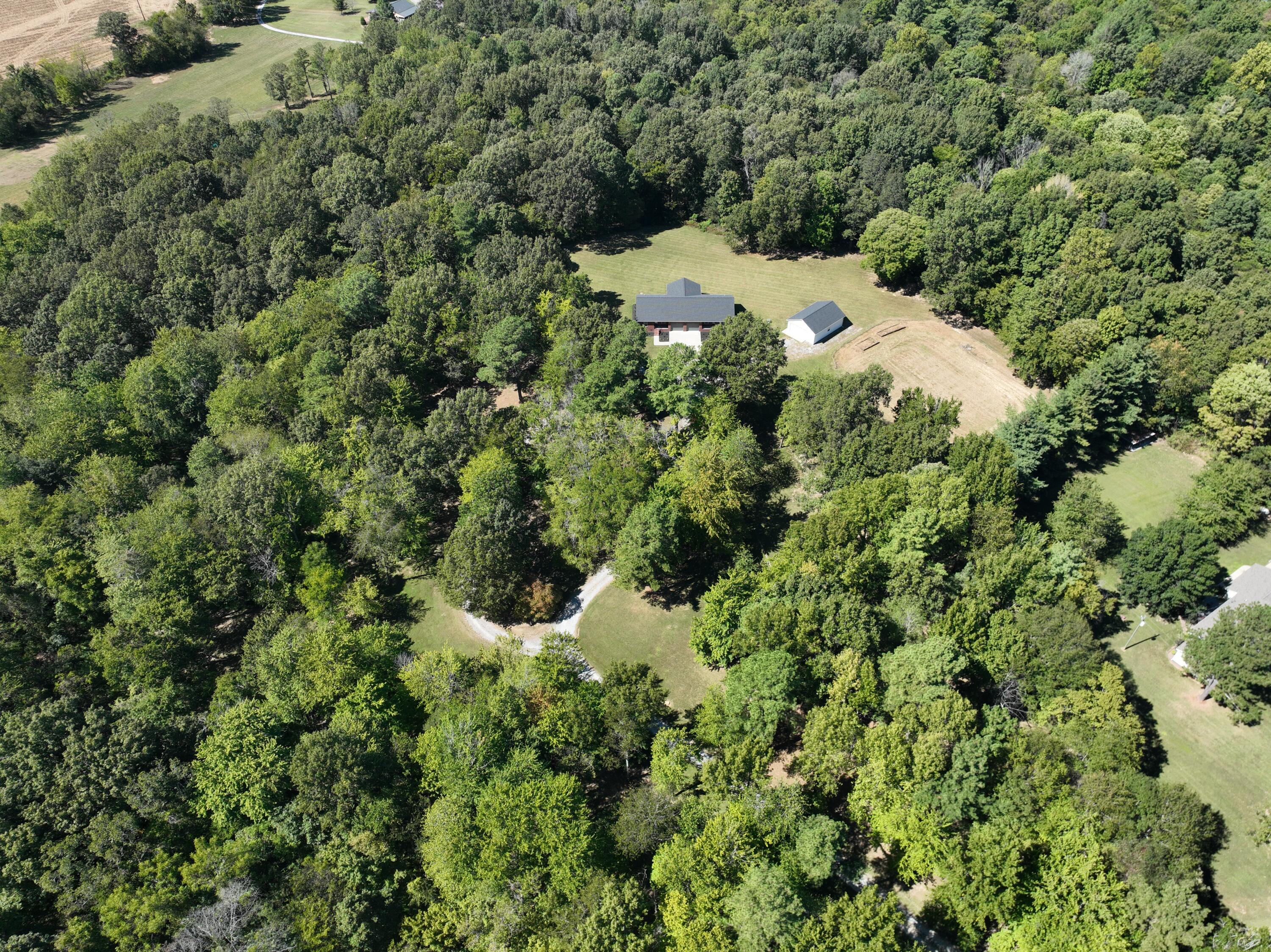 875 Mayfield Metropolis Road Property Photo 4