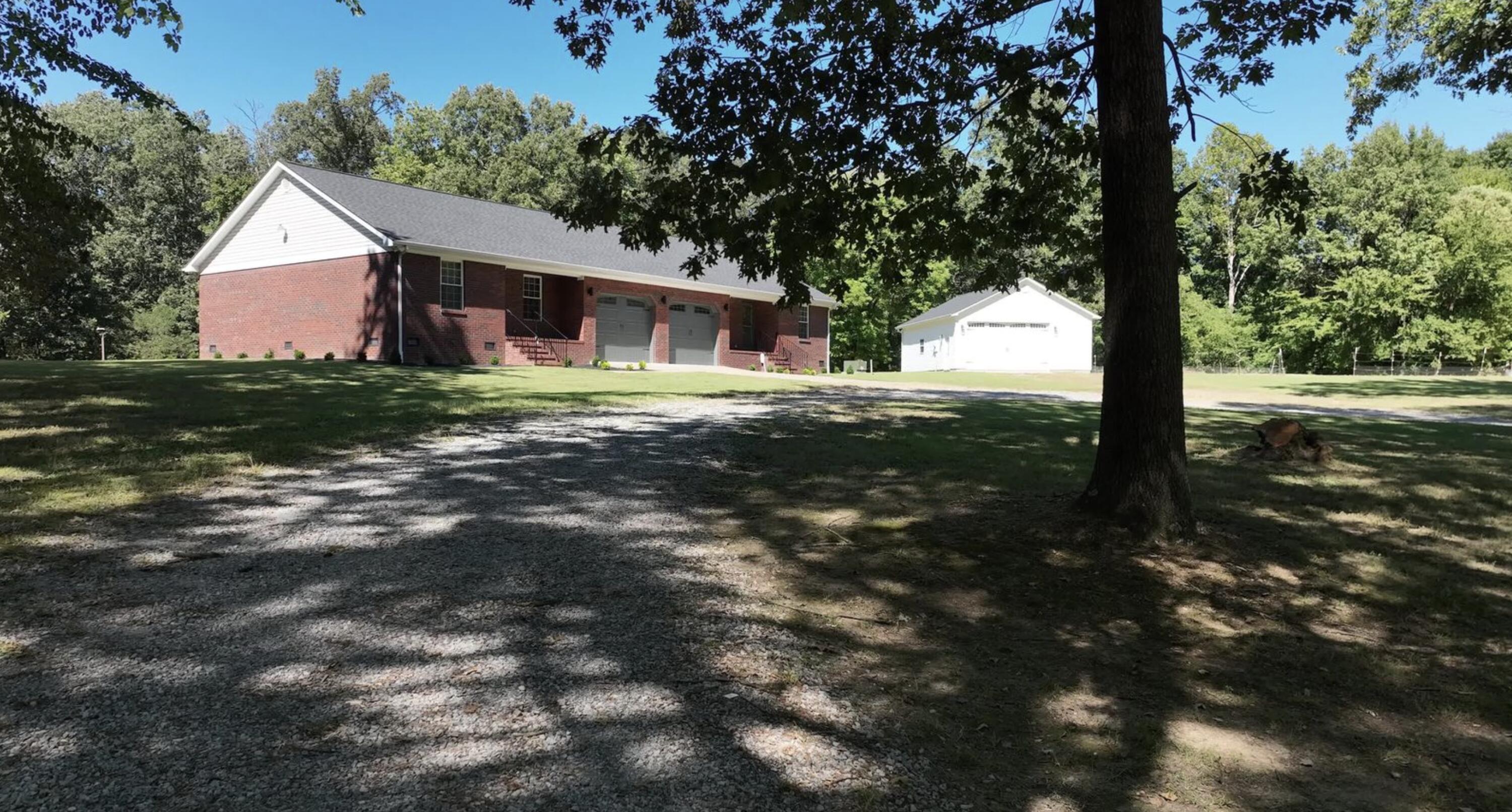 875 Mayfield Metropolis Road Property Photo 7