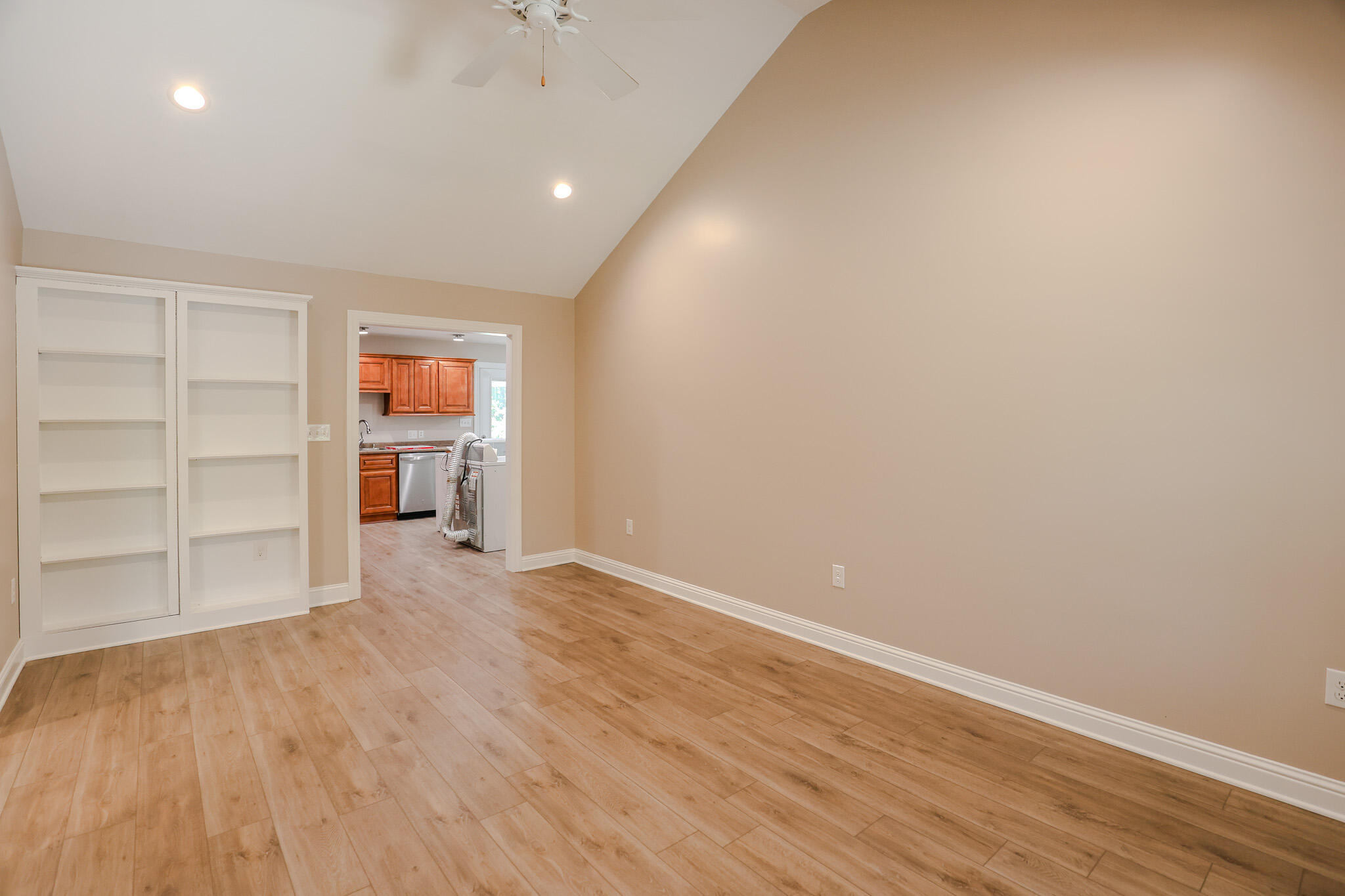 875 Mayfield Metropolis Road Property Photo 11