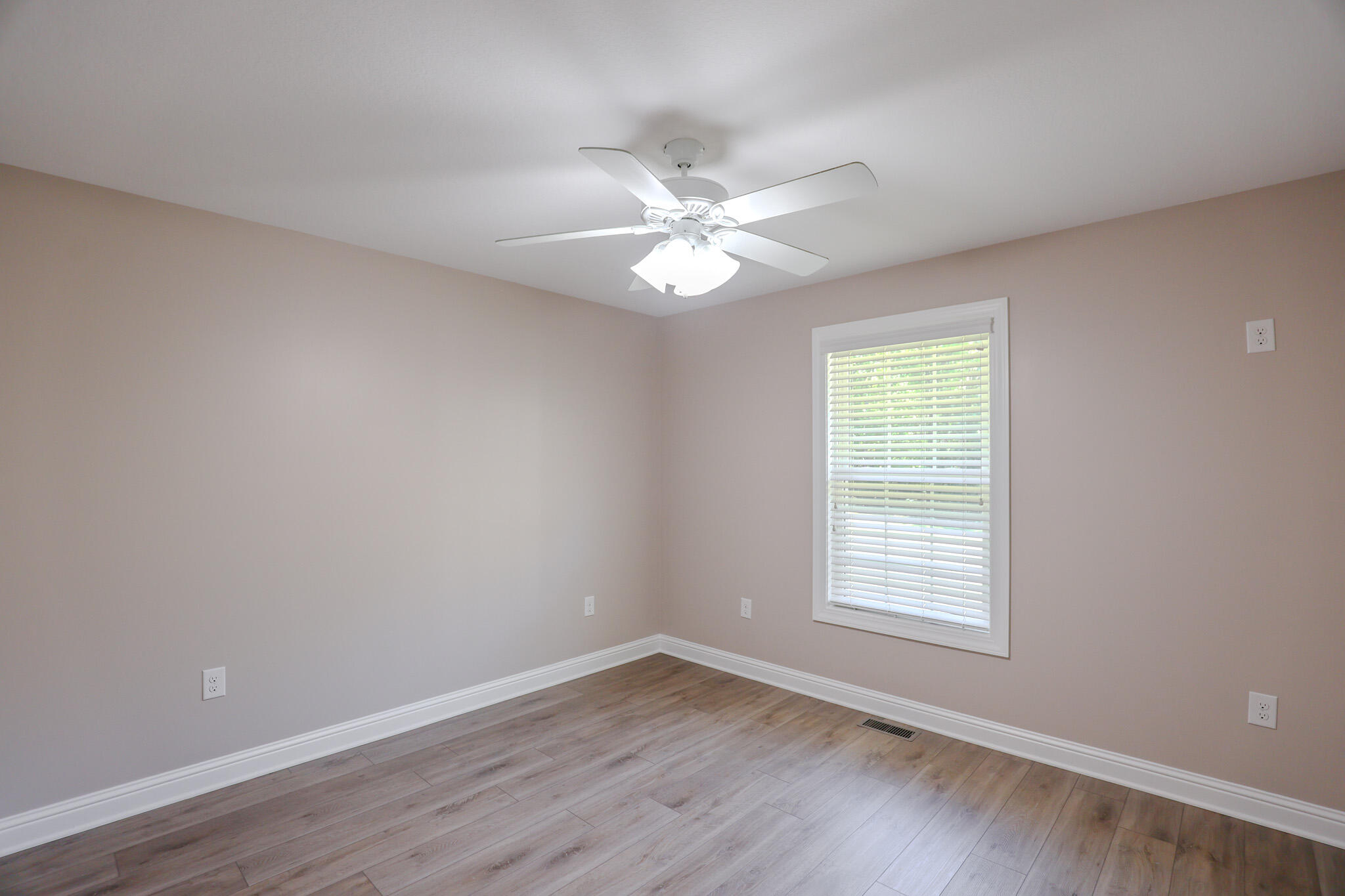 875 Mayfield Metropolis Road Property Photo 19