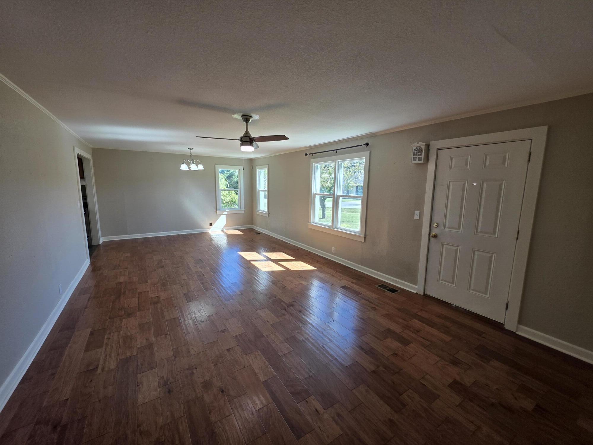 1306 Story Avenue Property Photo 5