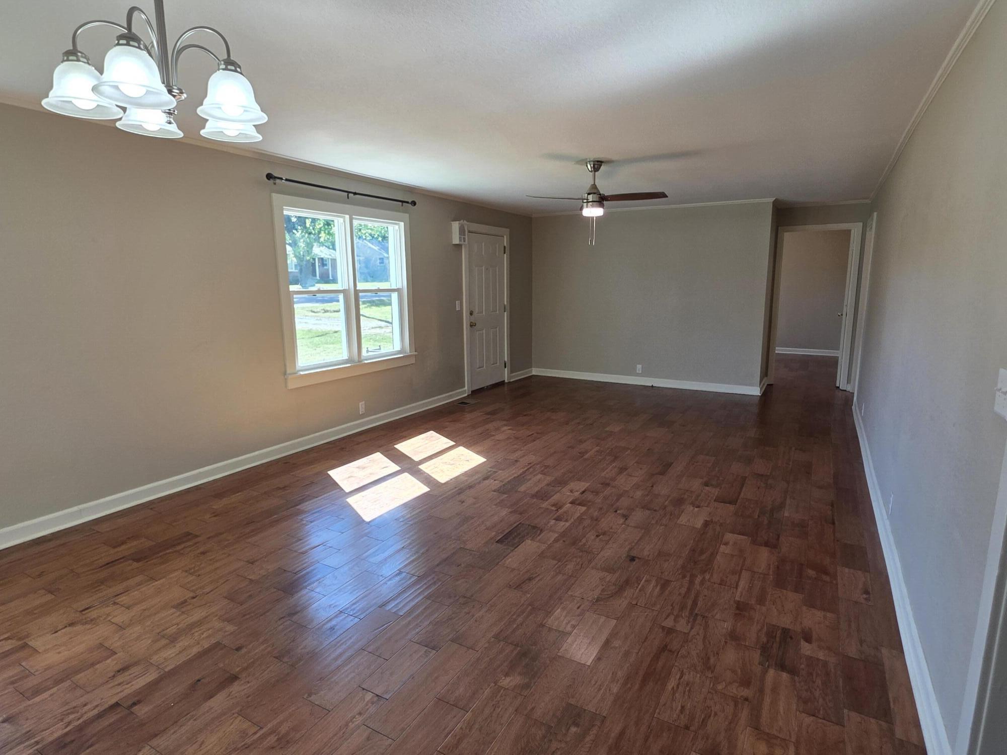 1306 Story Avenue Property Photo 8