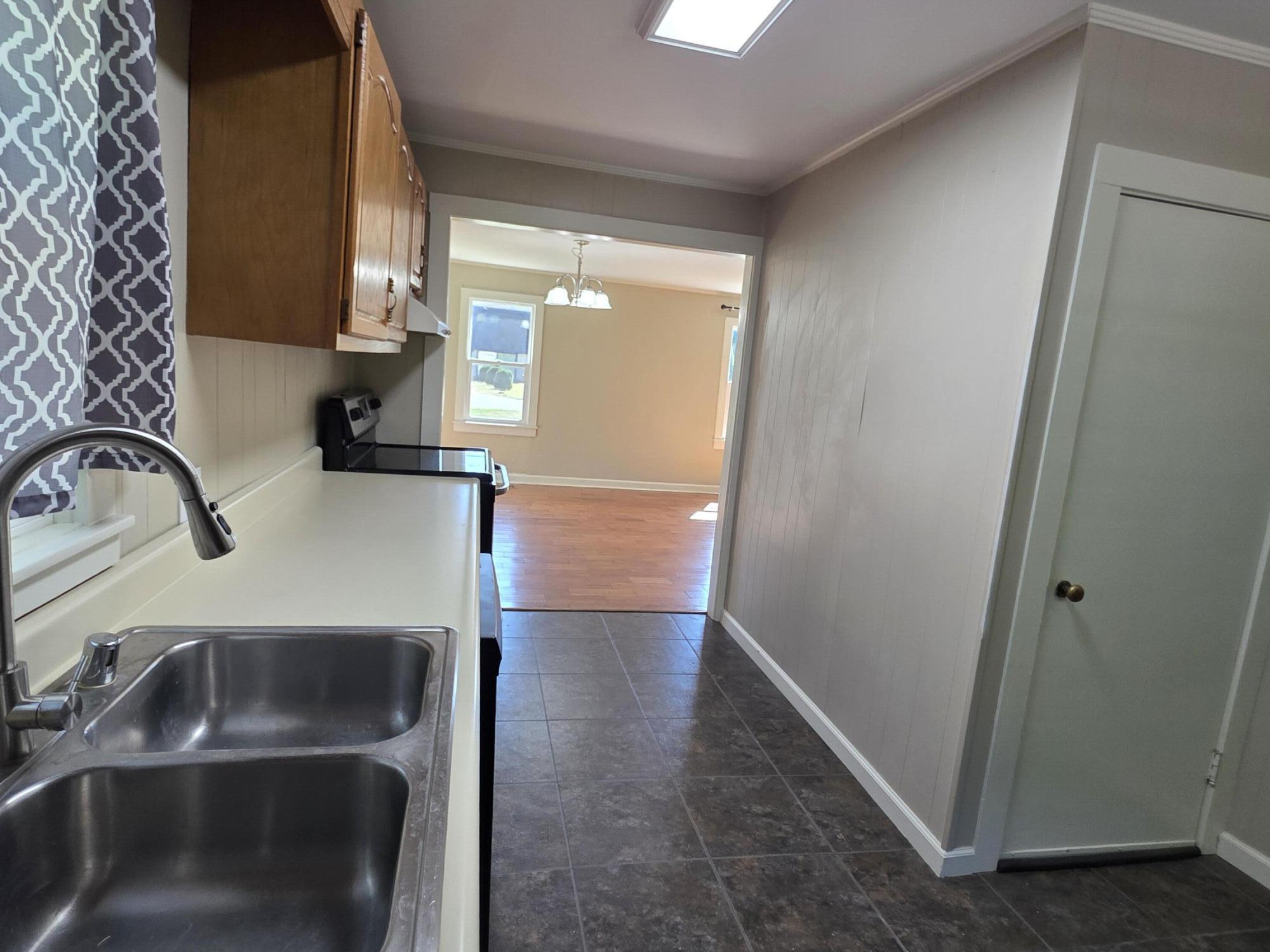 1306 Story Avenue Property Photo 12