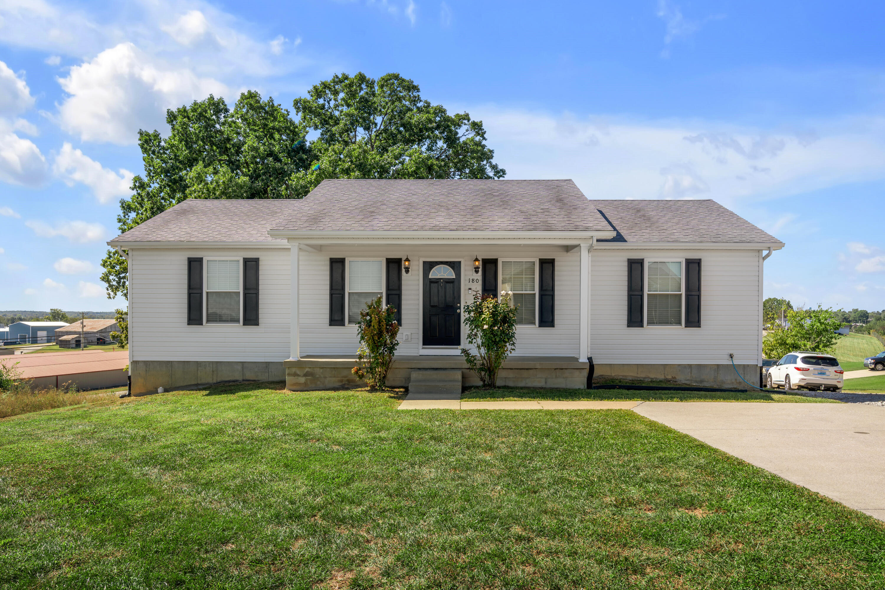 180 Mallard Drive Property Photo 1
