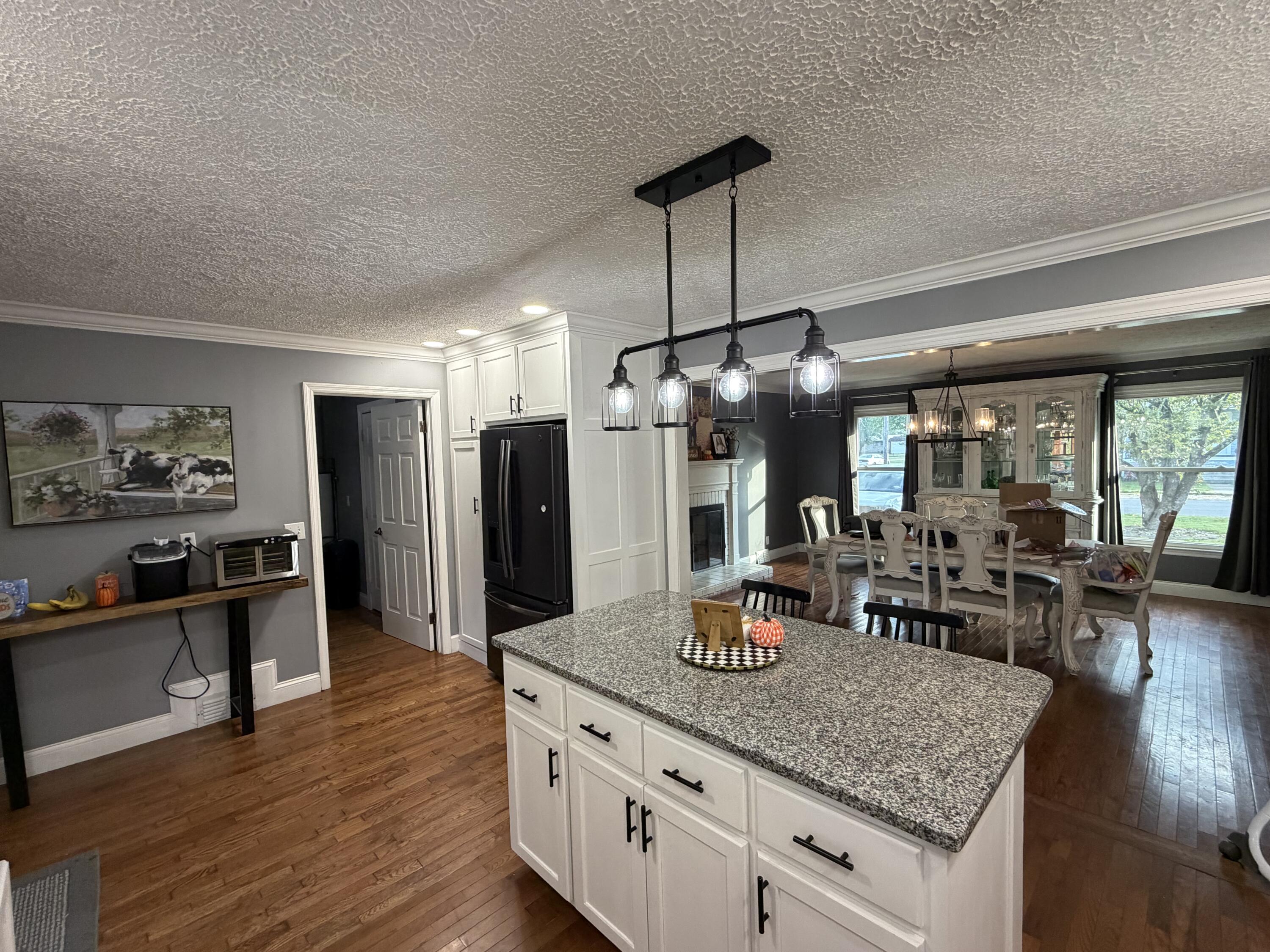 357 Catron Avenue Property Photo 4