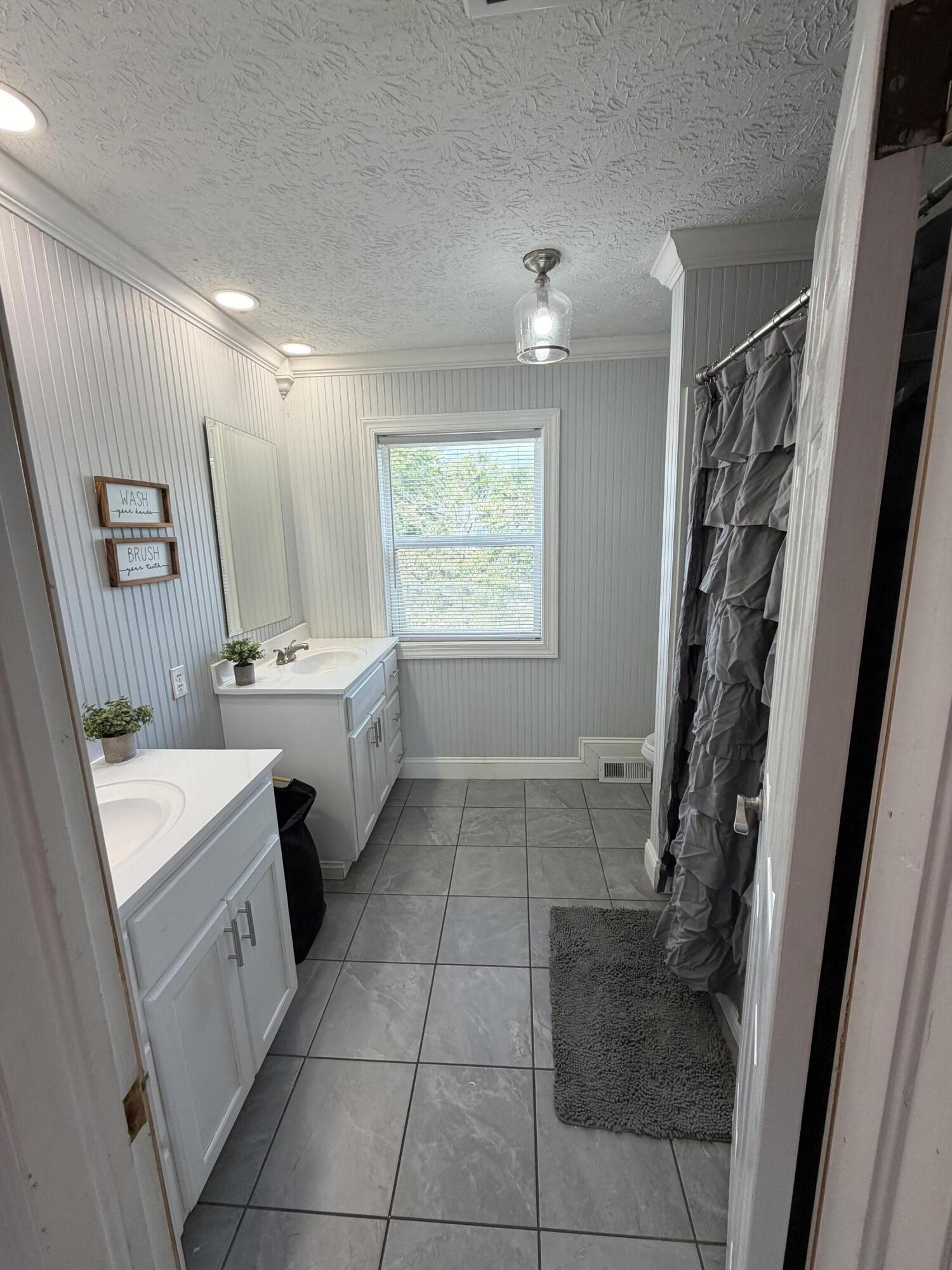 357 Catron Avenue Property Photo 10