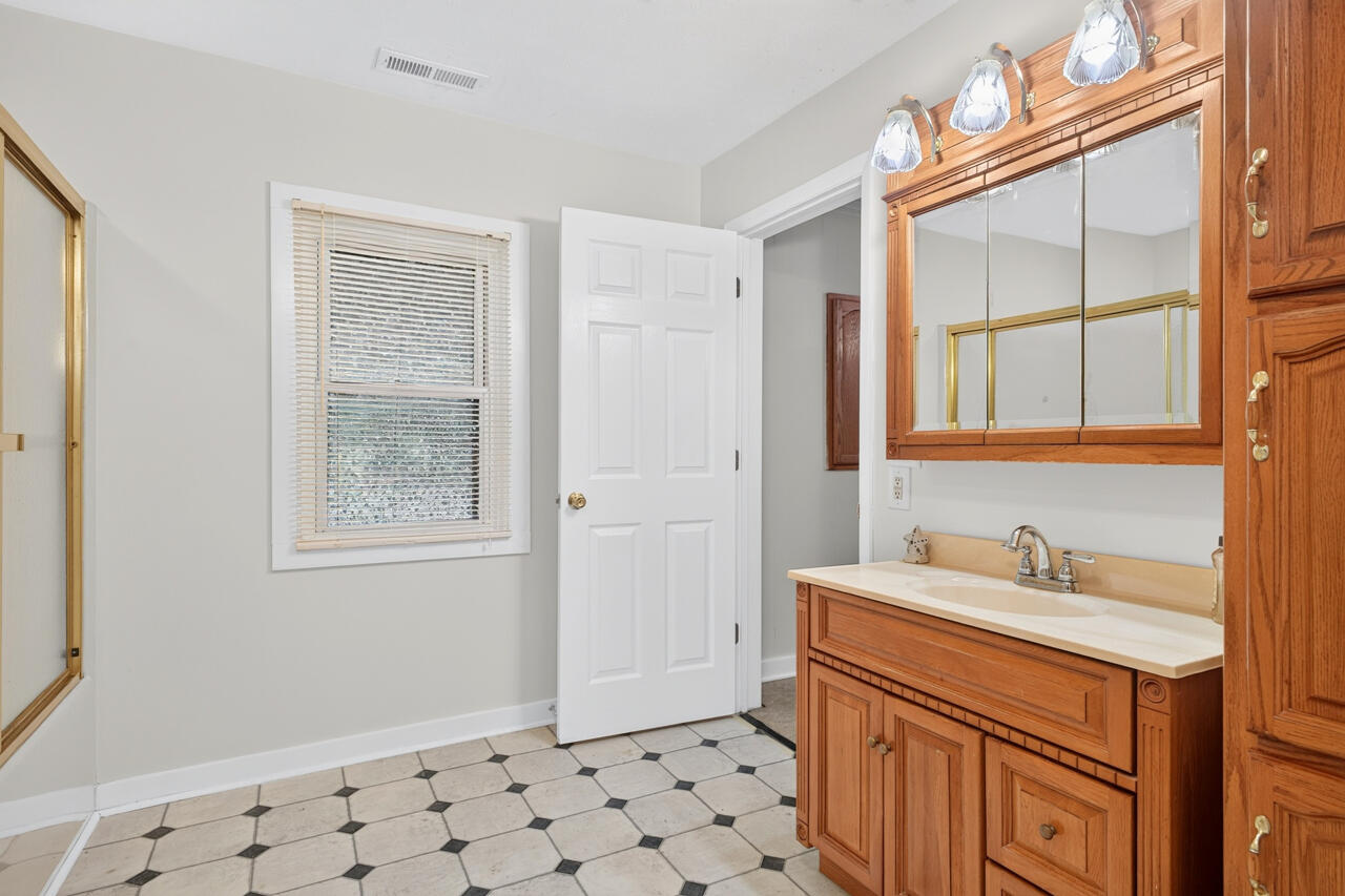 749 Mcnichols Road Property Photo 13
