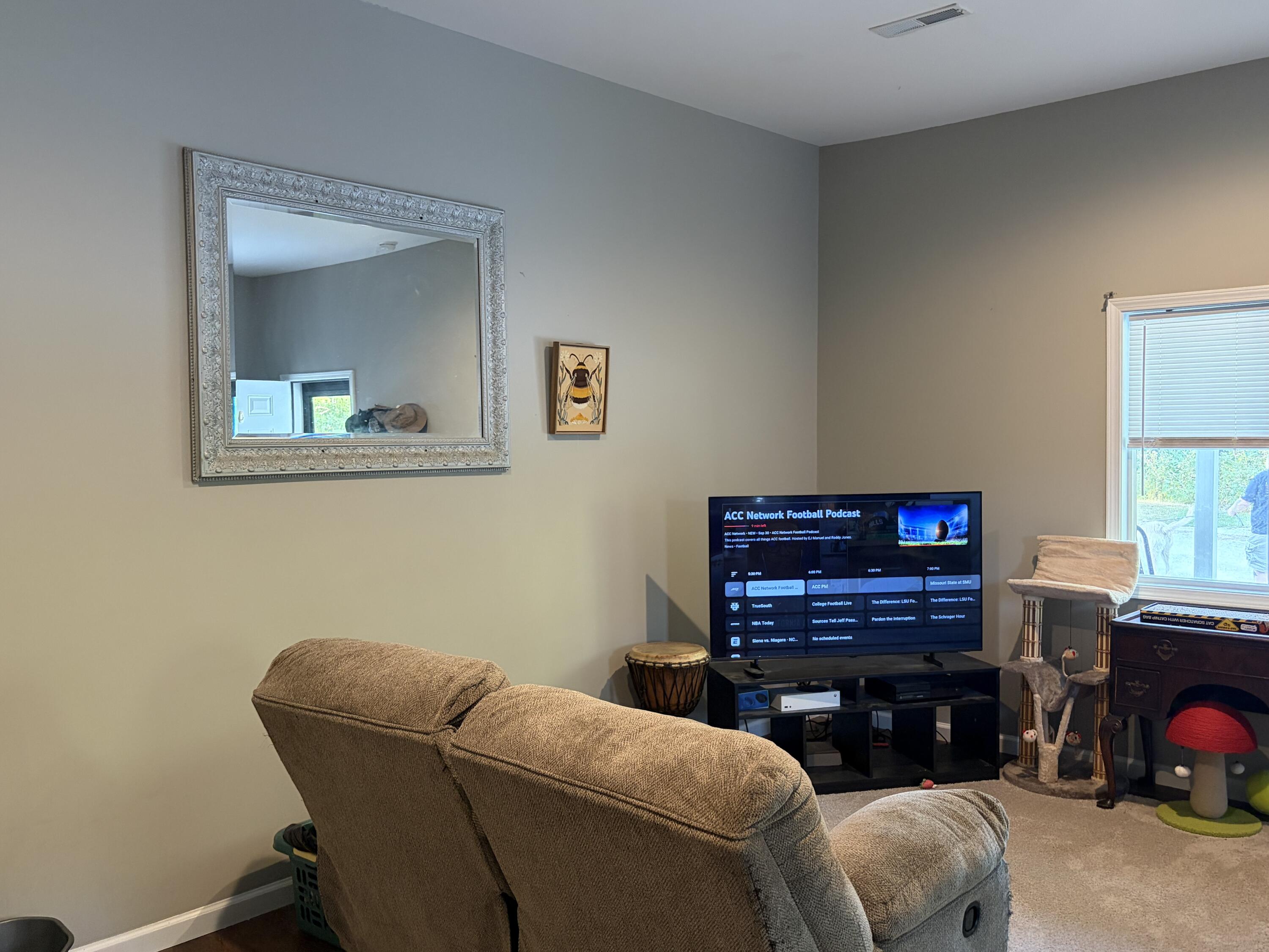 133 Treebrook Property Photo 3