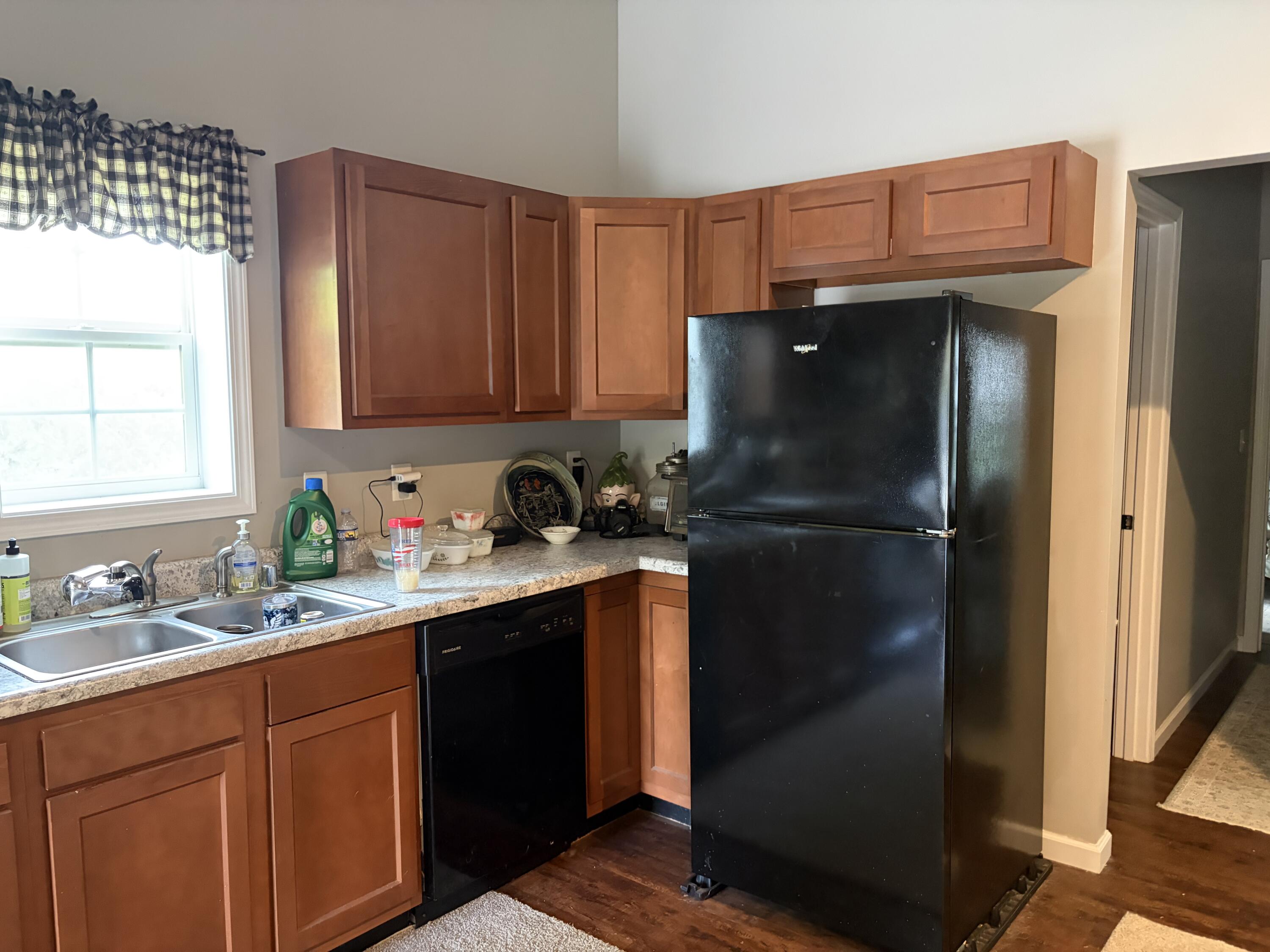 133 Treebrook Property Photo 7