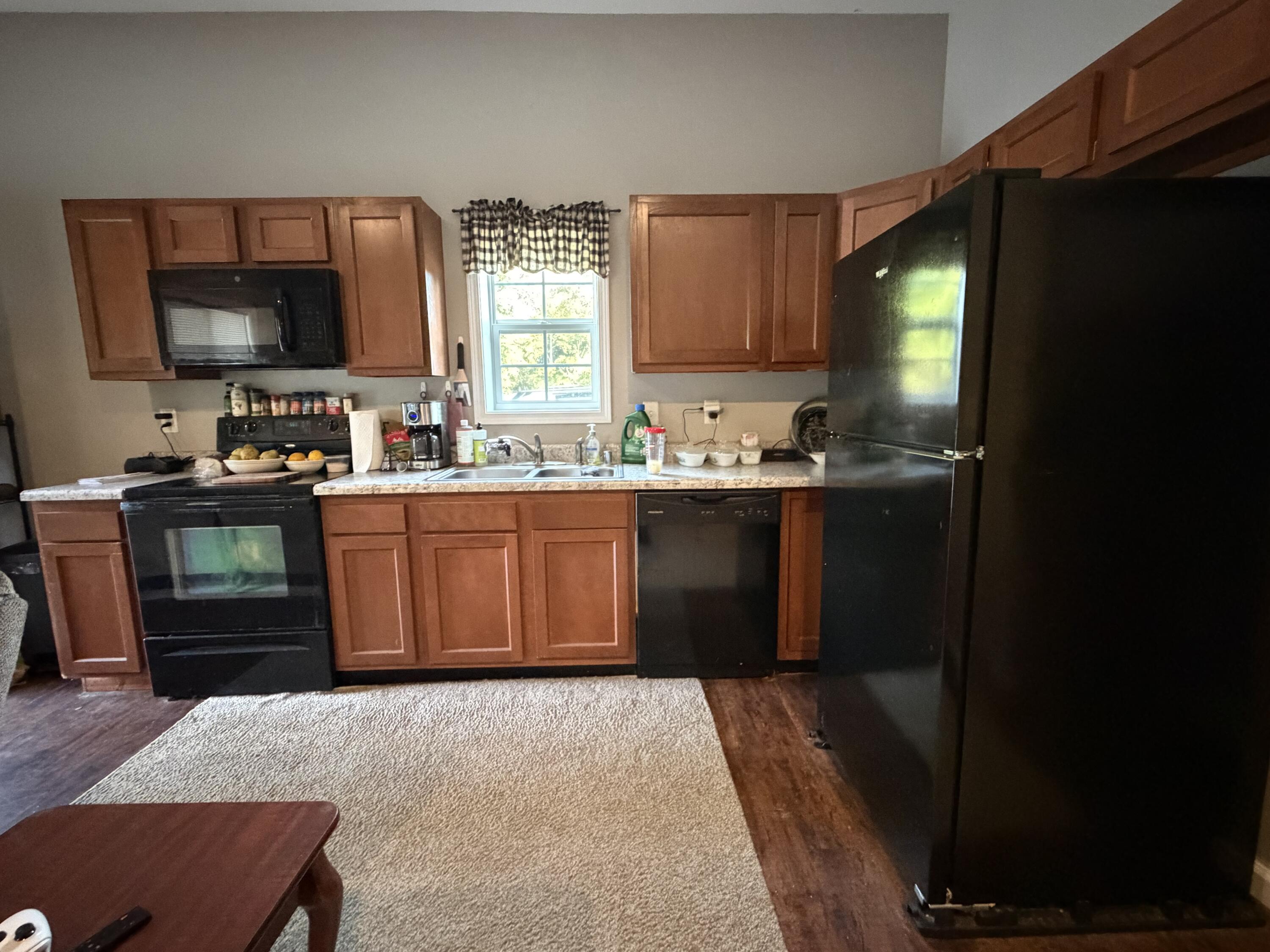 133 Treebrook Property Photo 8