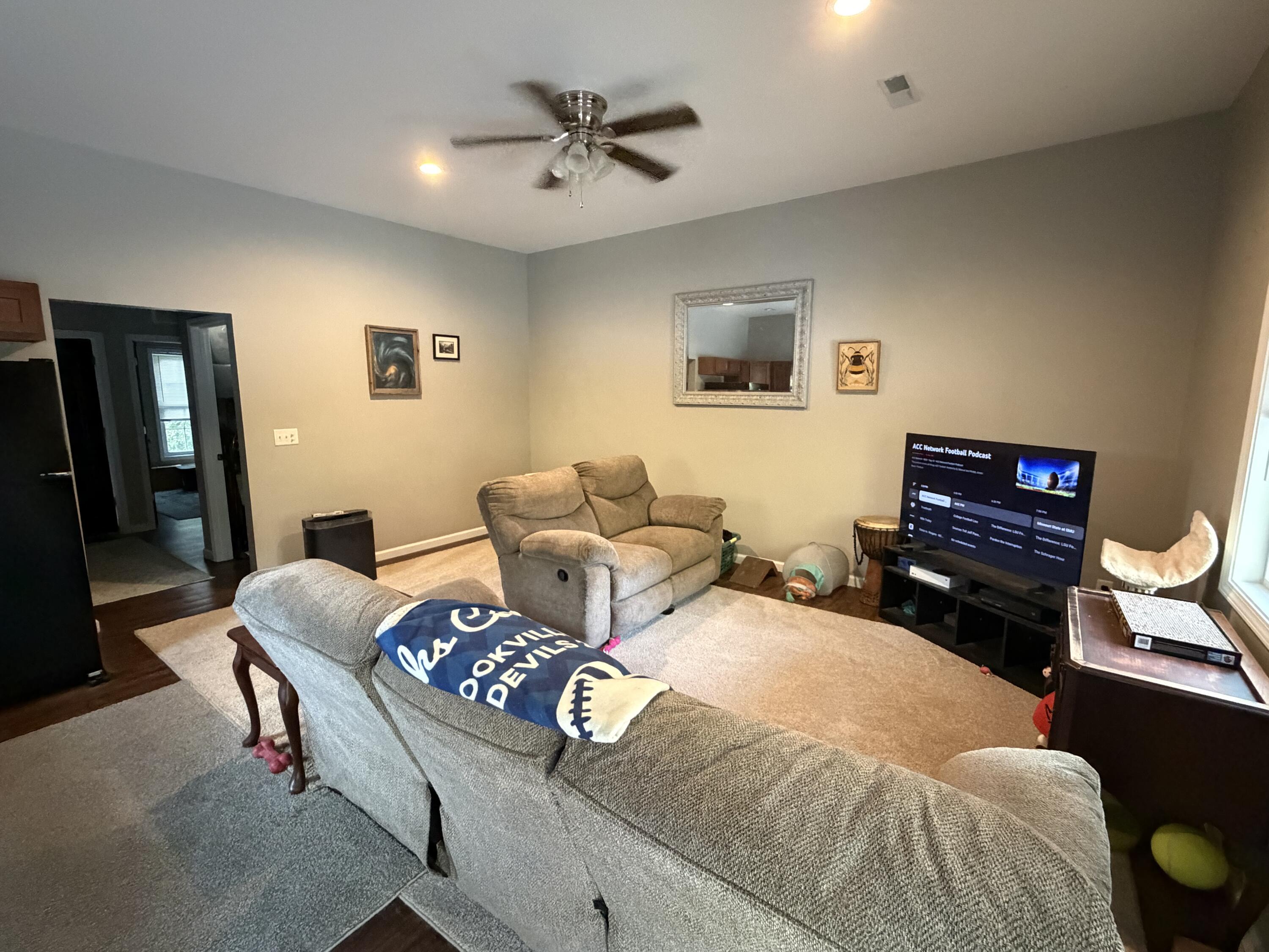 133 Treebrook Property Photo 9