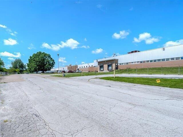 1140 Levee Road Property Photo 14
