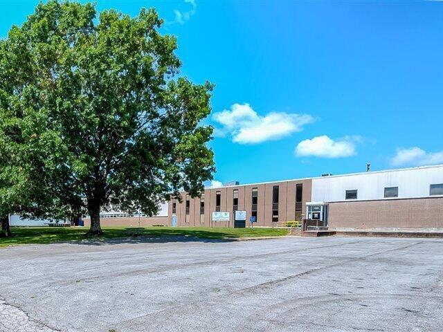 1140 Levee Road Property Photo 15