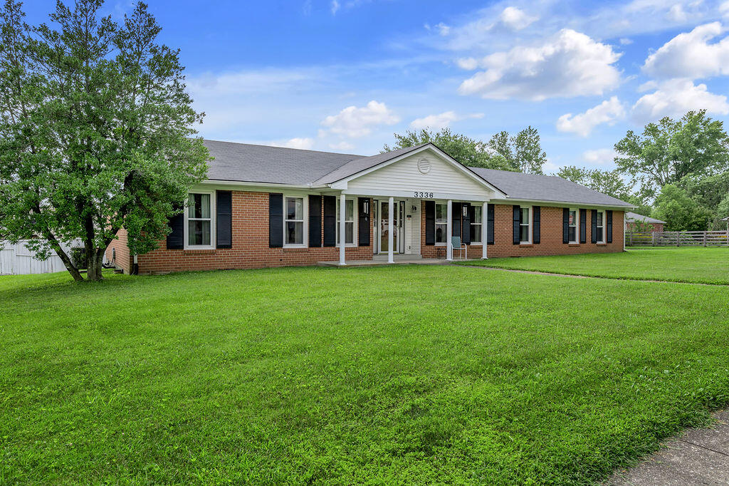 3336 Carriage Lane Property Photo 2