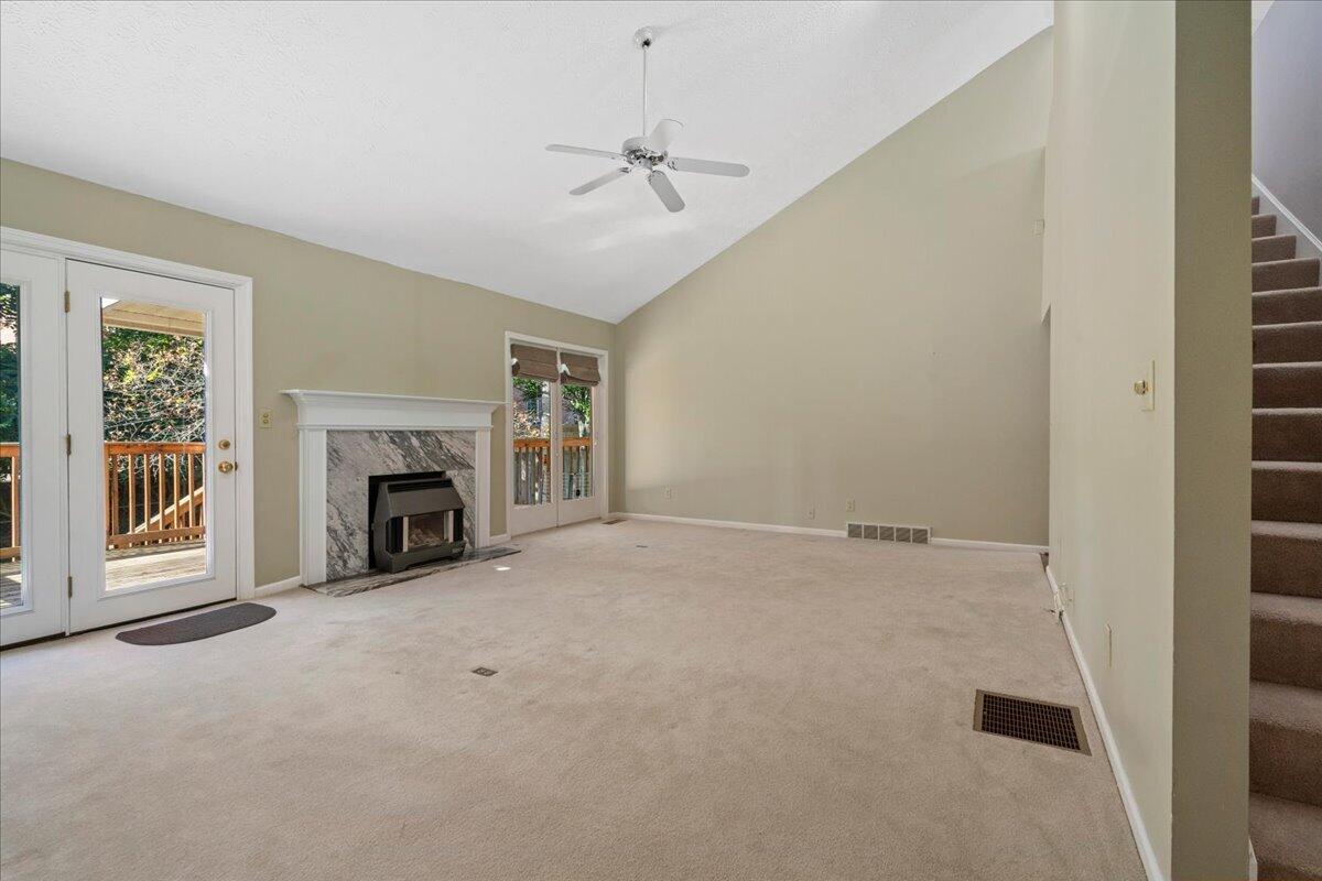 3504 Cheddington Lane Property Photo 9