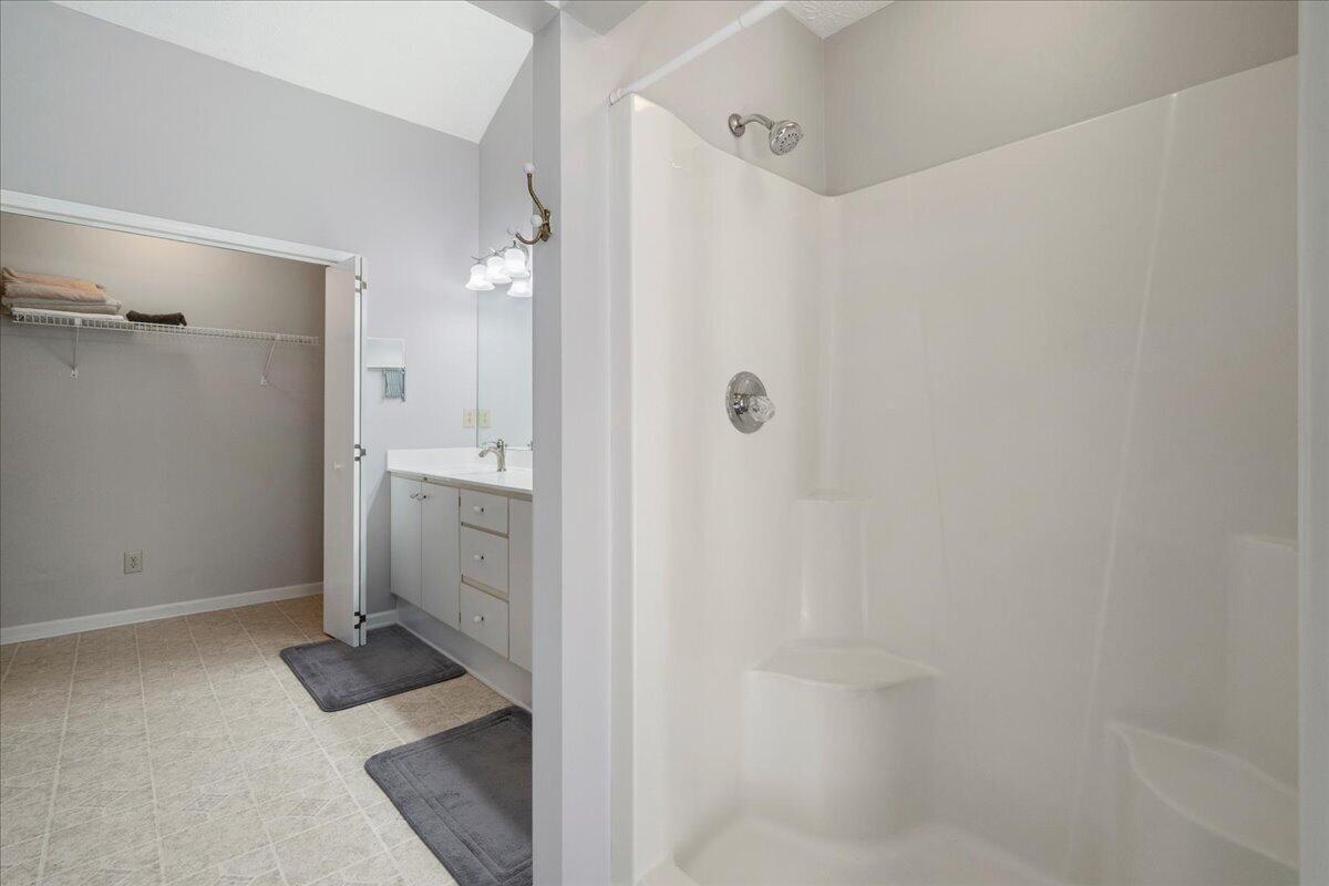 3504 Cheddington Lane Property Photo 33