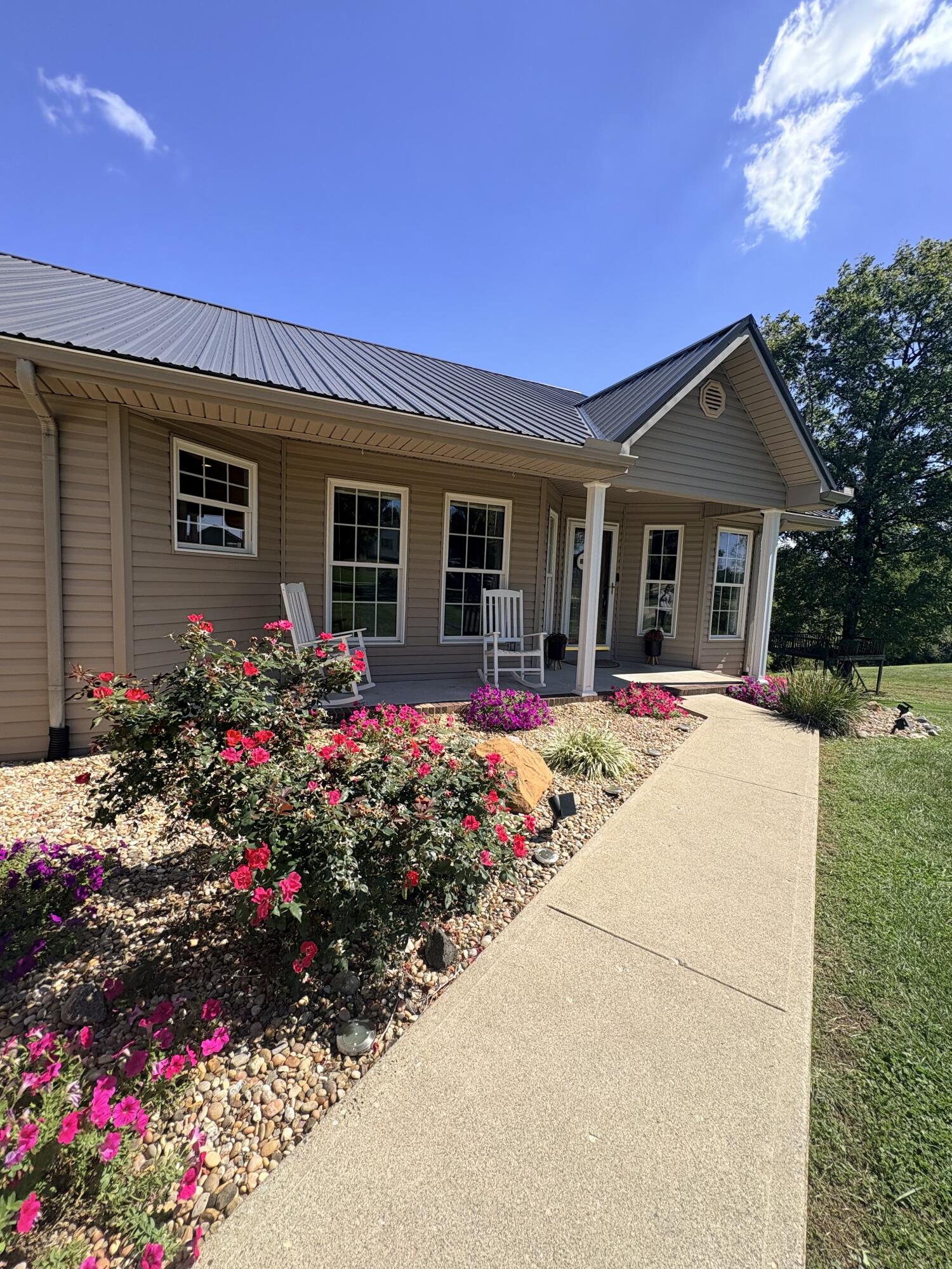 6003 Tobacco Road Property Photo 11